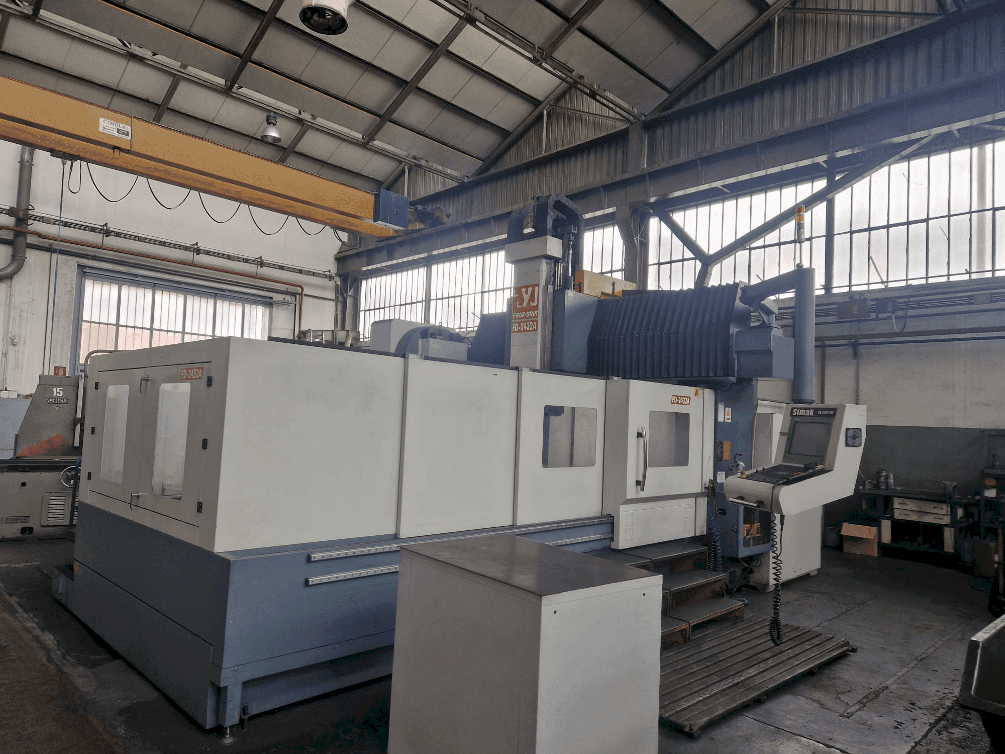 Вид станка VESTA FD2432A HE спереди