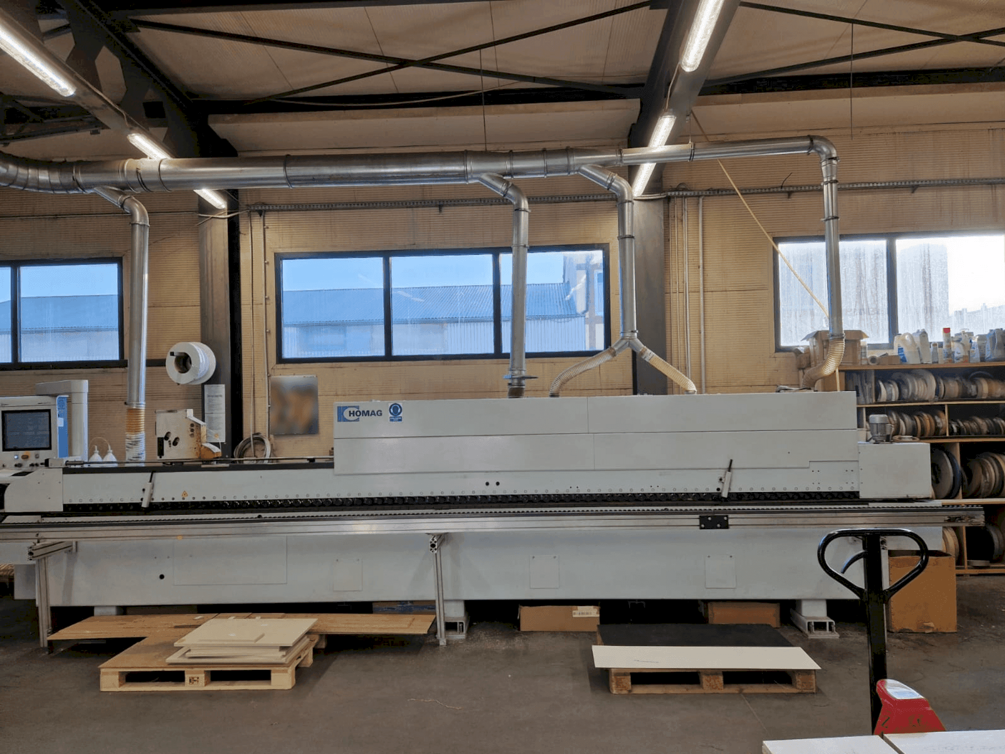 Вид станка HOMAG KAL210 Ambition 2262 спереди