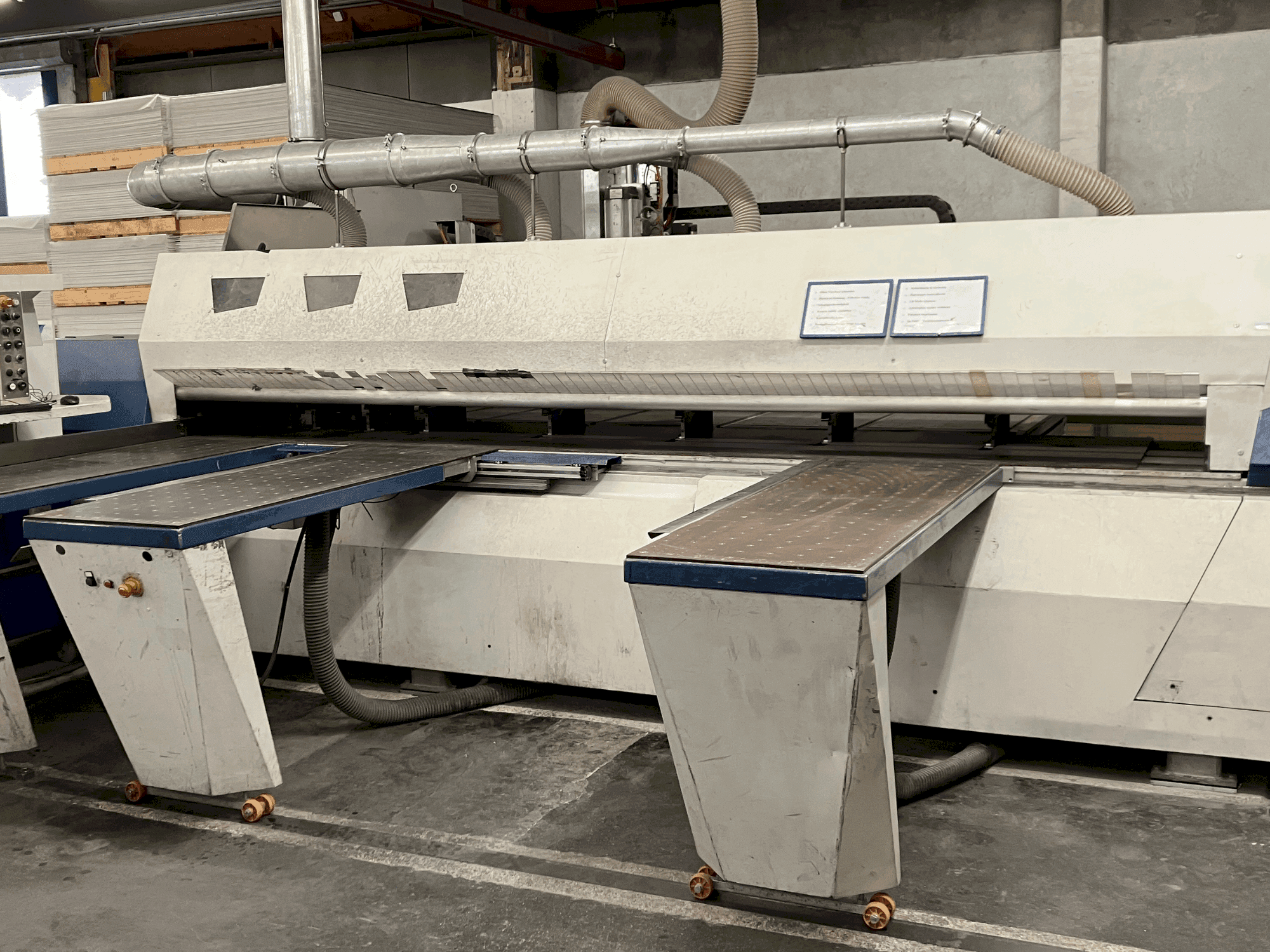 Вид станка PANHANS 2006 спереди