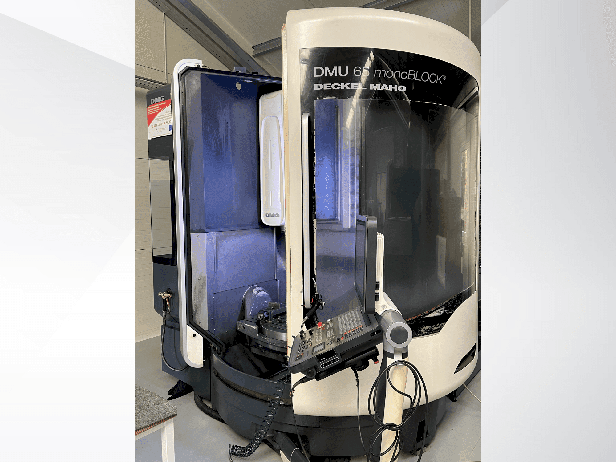 Вид станка DECKEL MAHO DMU 65 monoBLOCK спереди