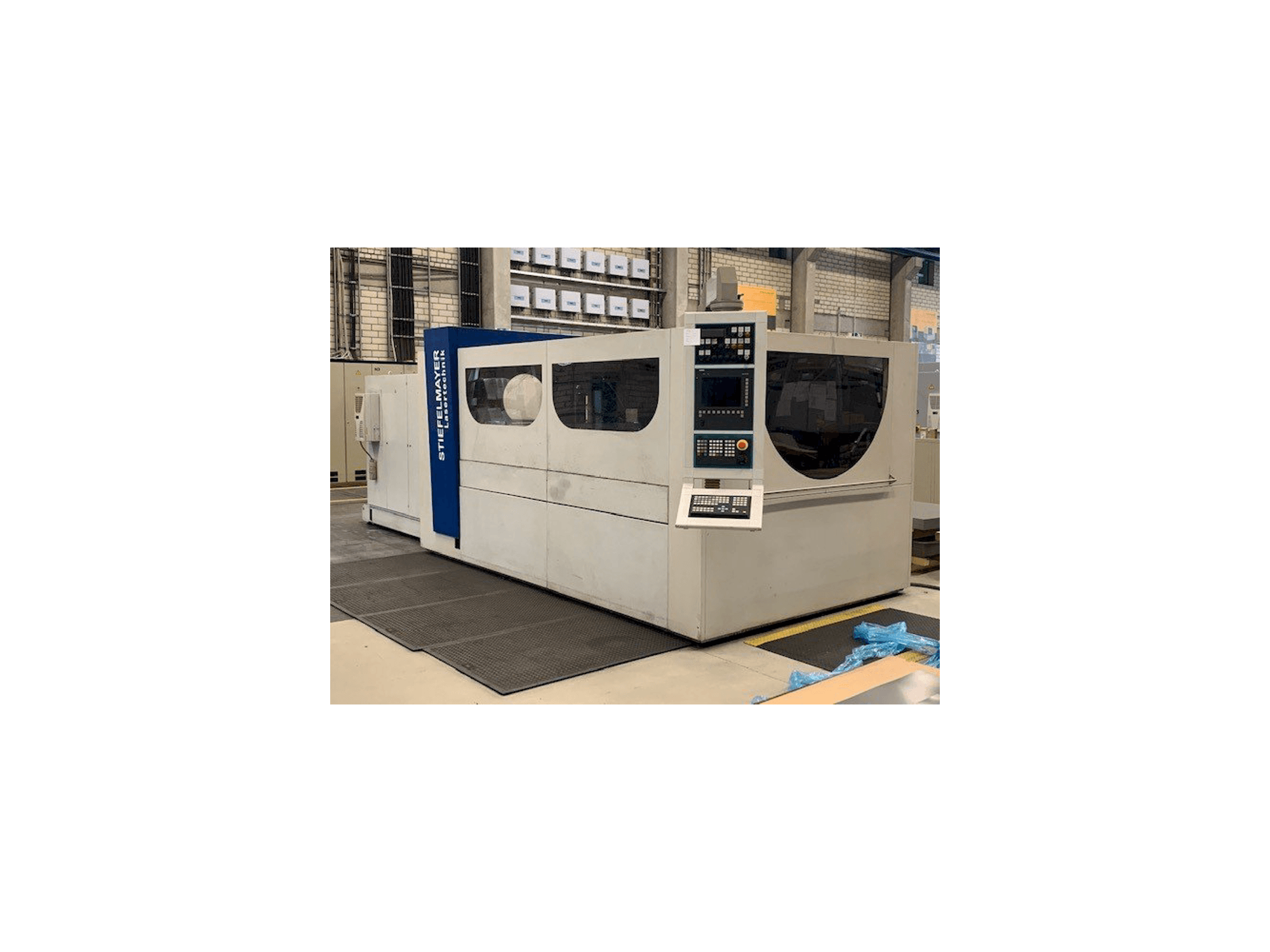 Вид станка Stiefelmayer linear спереди