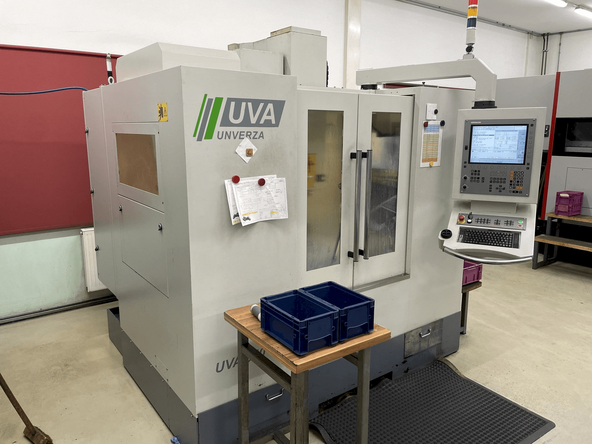 Вид станка HOMMEL UNVERZAGT UVA 550 Plus спереди