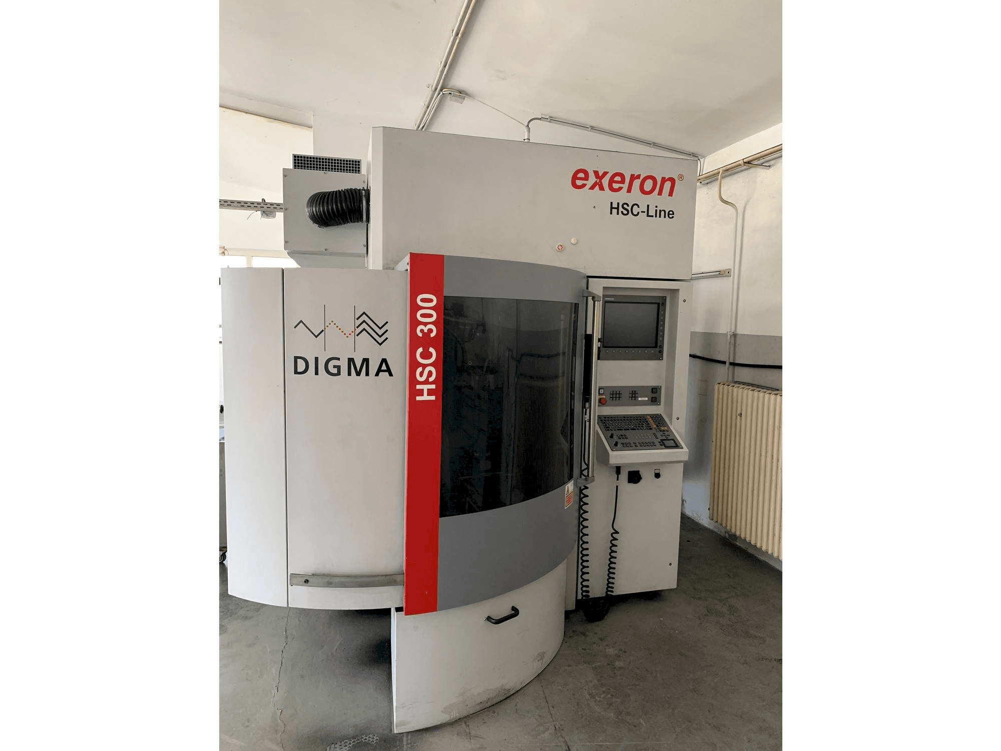 Вид станка Exeron HSC 300P спереди