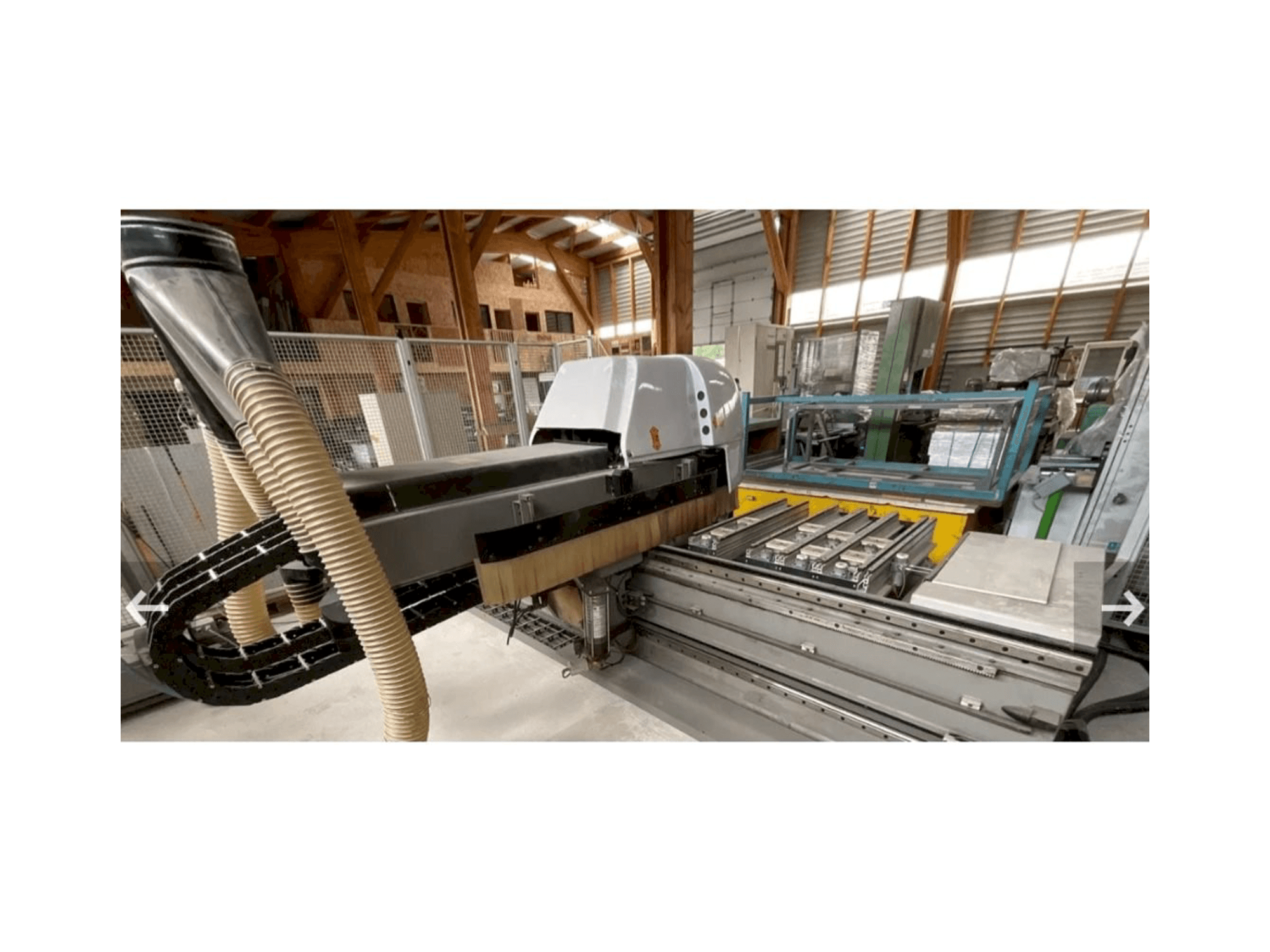 Вид станка BIESSE Rover 321 R спереди