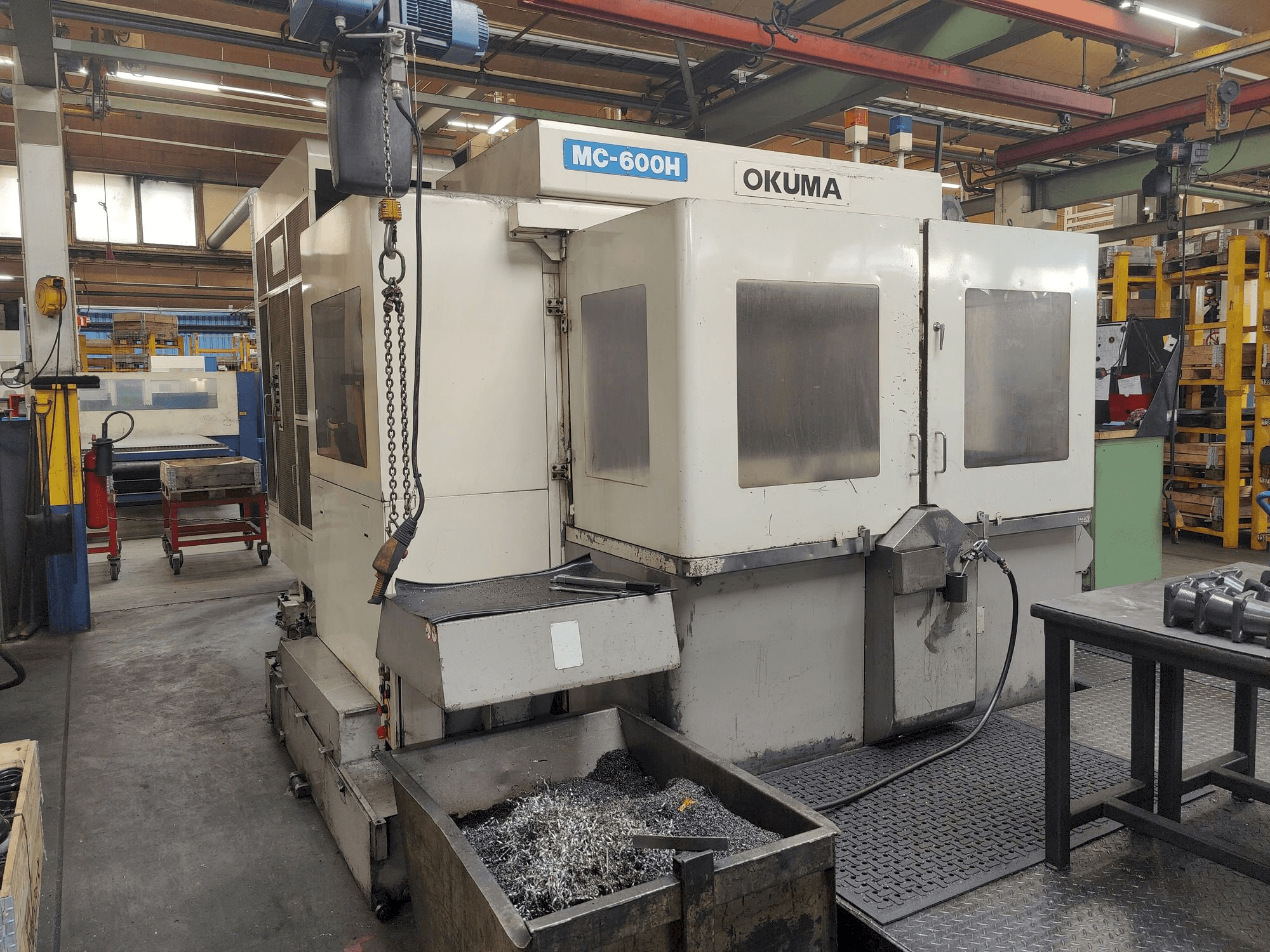 Вид станка Okuma MC-600 H спереди