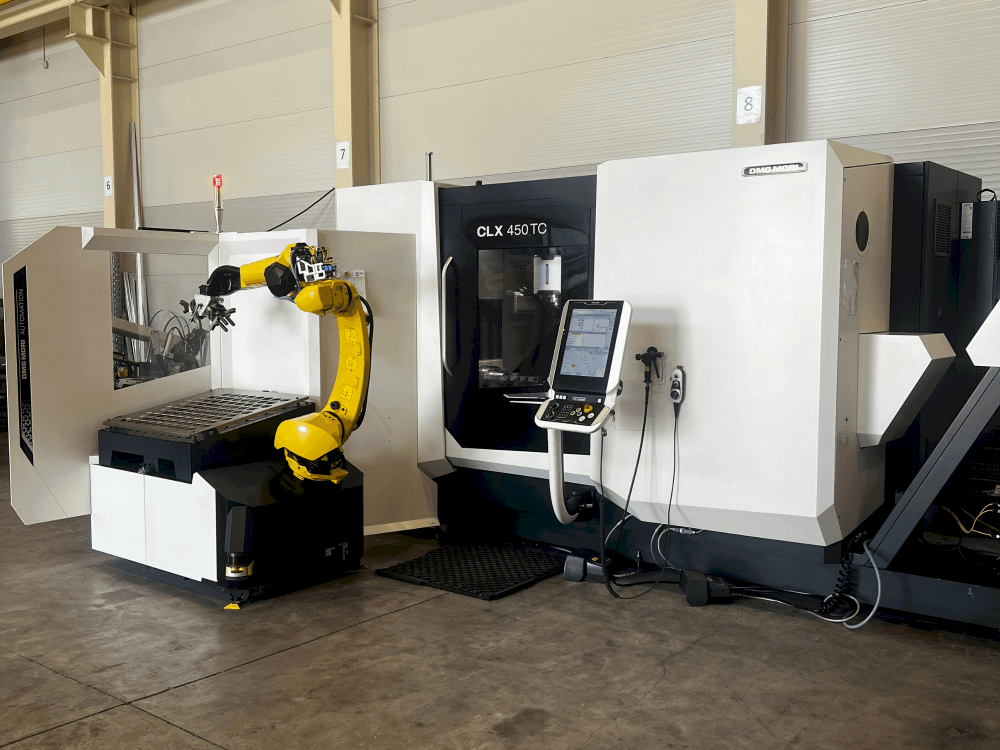 Вид станка DMG MORI CLX 450 TC спереди