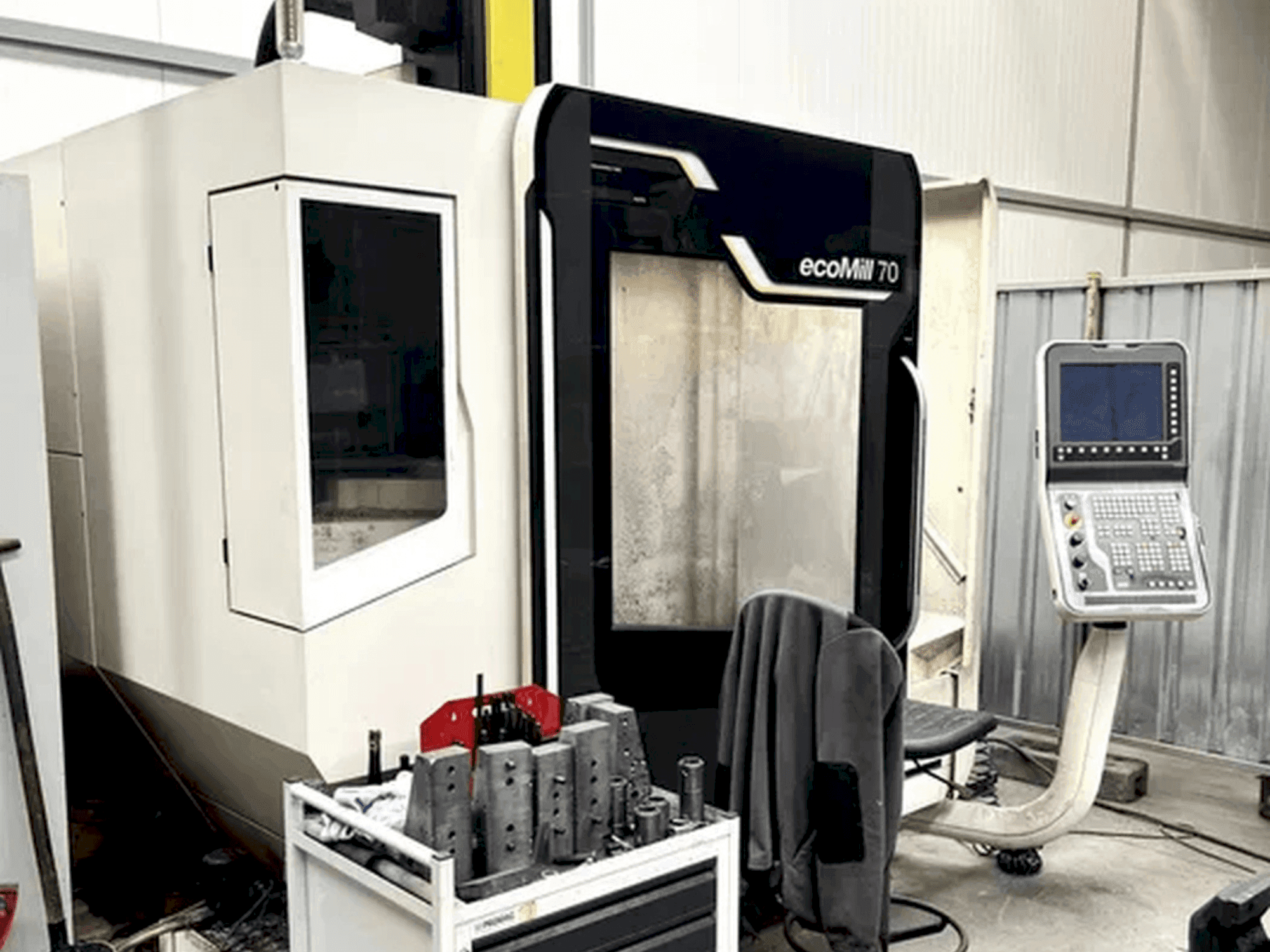 Вид станка DMG MORI ecoMill 70 спереди