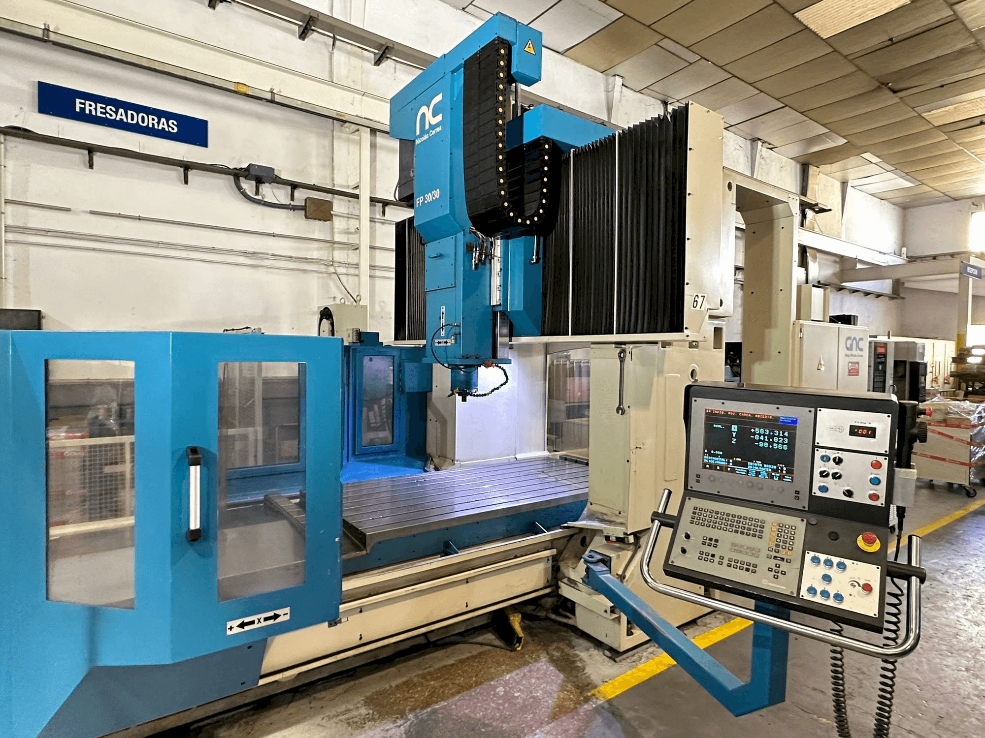 Вид станка NIEDERBERGER FP30/30 спереди