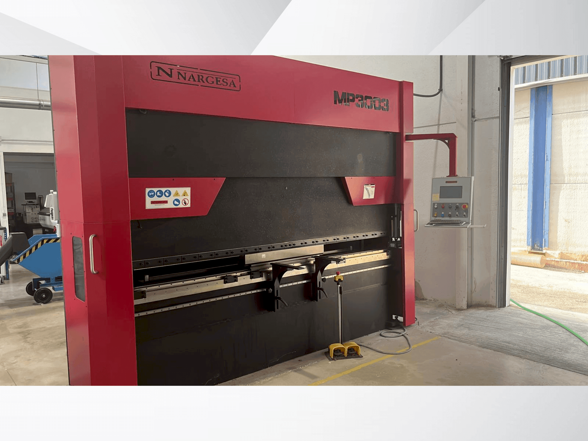 Вид станка NARGESA 3003 спереди
