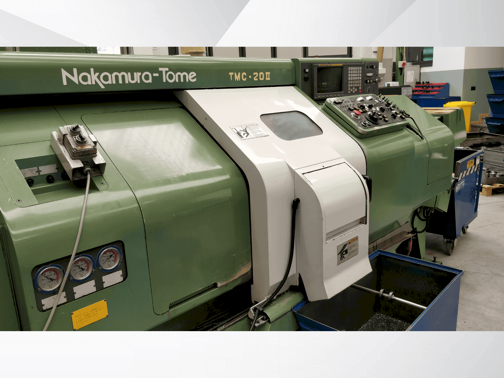 Вид станка NAKAMURA-TOME TMC20-II спереди