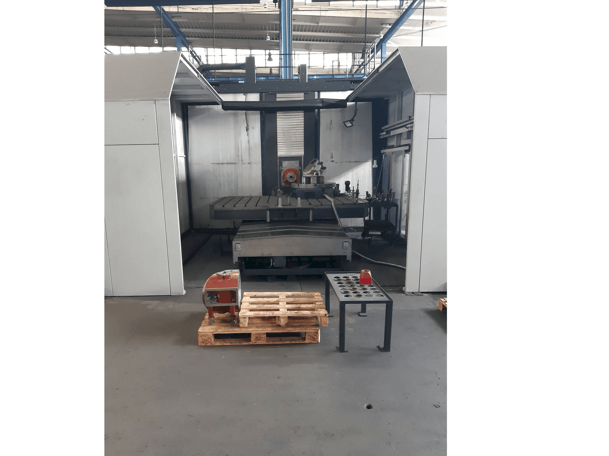 Front view of Tos KURZIM FOQ 80 machine