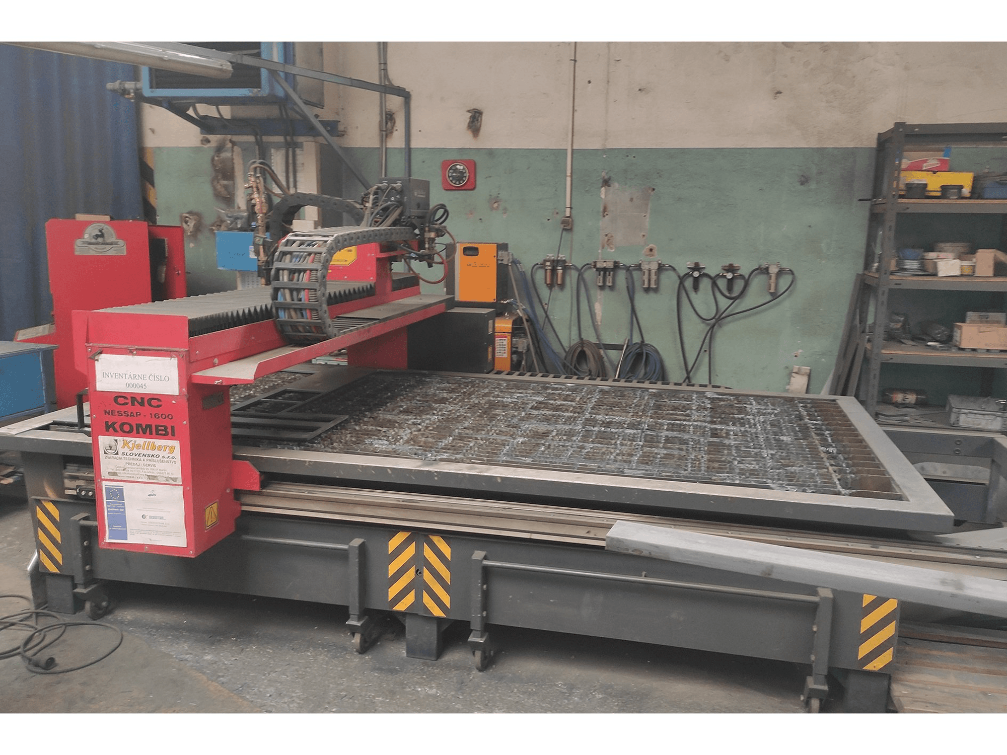 Вид станка Nessap 1600 Kombi Plus спереди