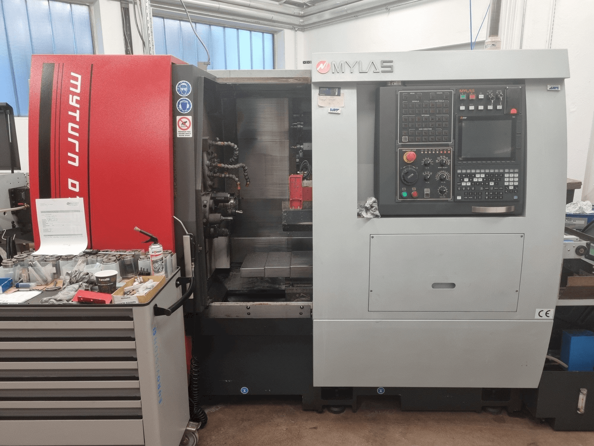 Вид станка MYLAS DT52 спереди