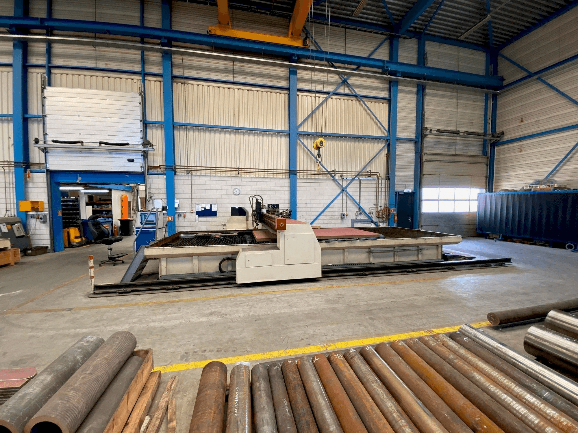 Вид станка Stako type Magnum CNC спереди