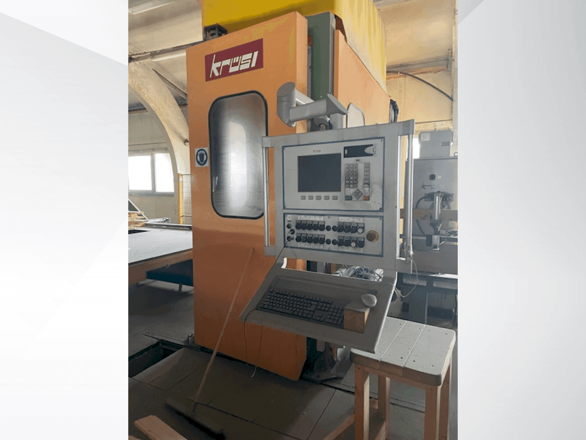 Вид станка KRÜSI KM-95 G1 спереди