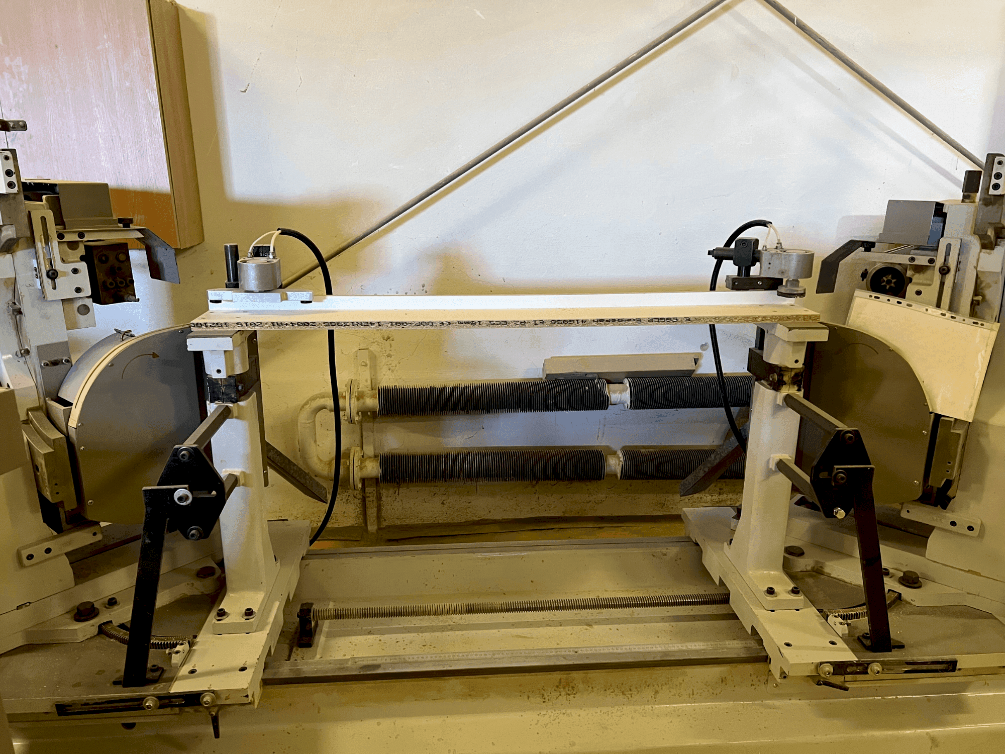 Вид станка PADE NS21 спереди