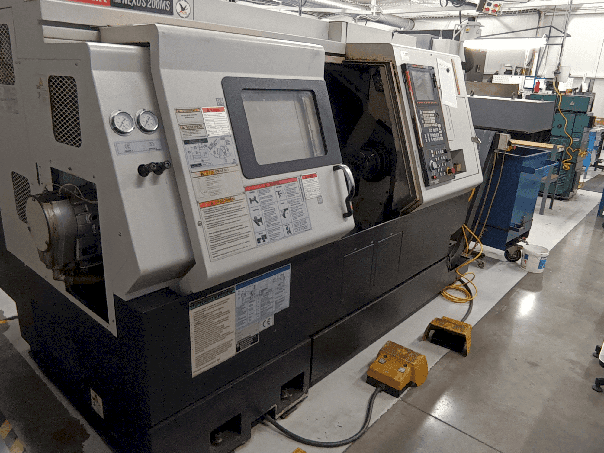 Вид станка Mazak Quick Turn NEXUS 200MS спереди