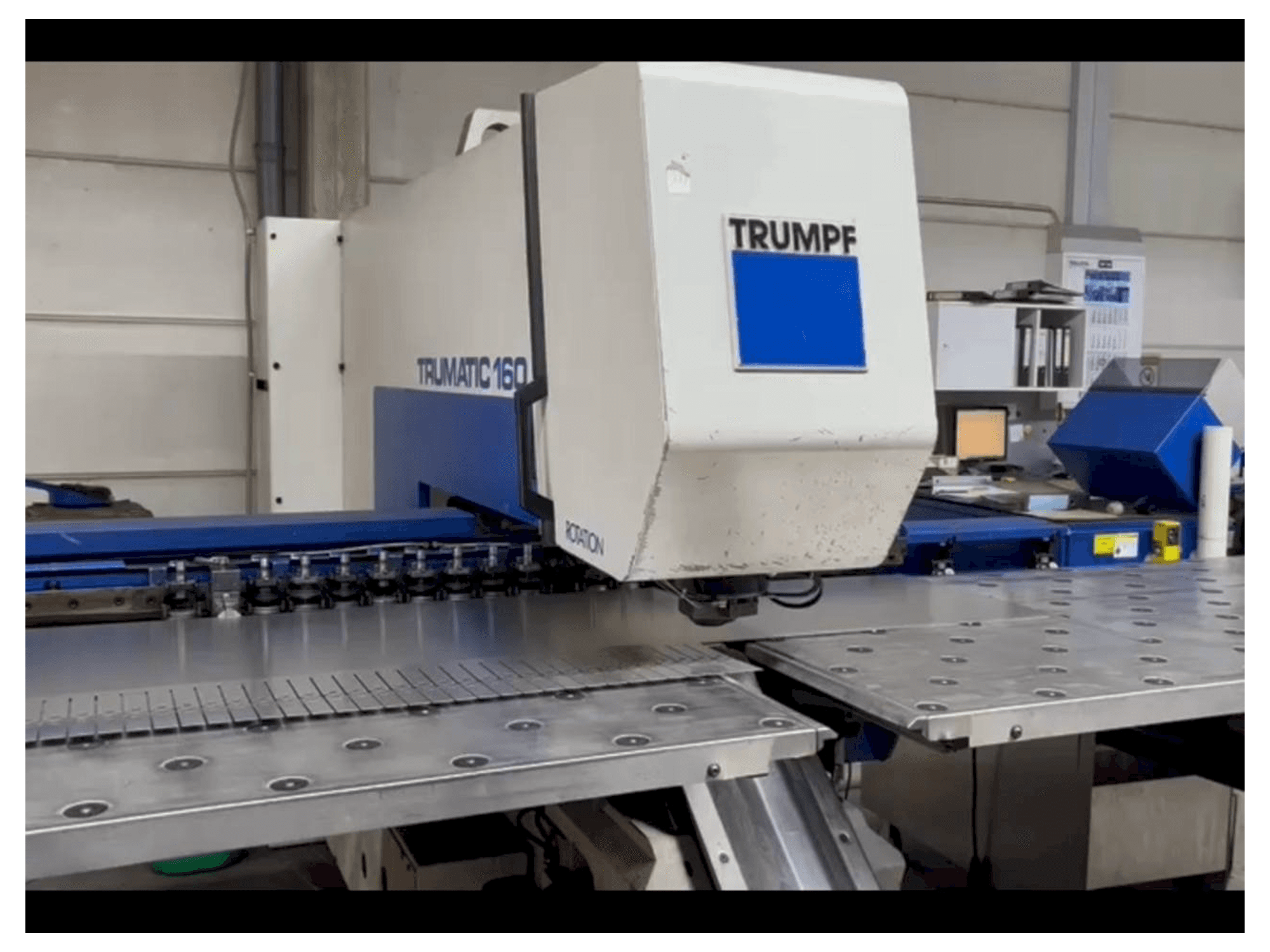 Вид станка Trumpf Trumatic 160 спереди