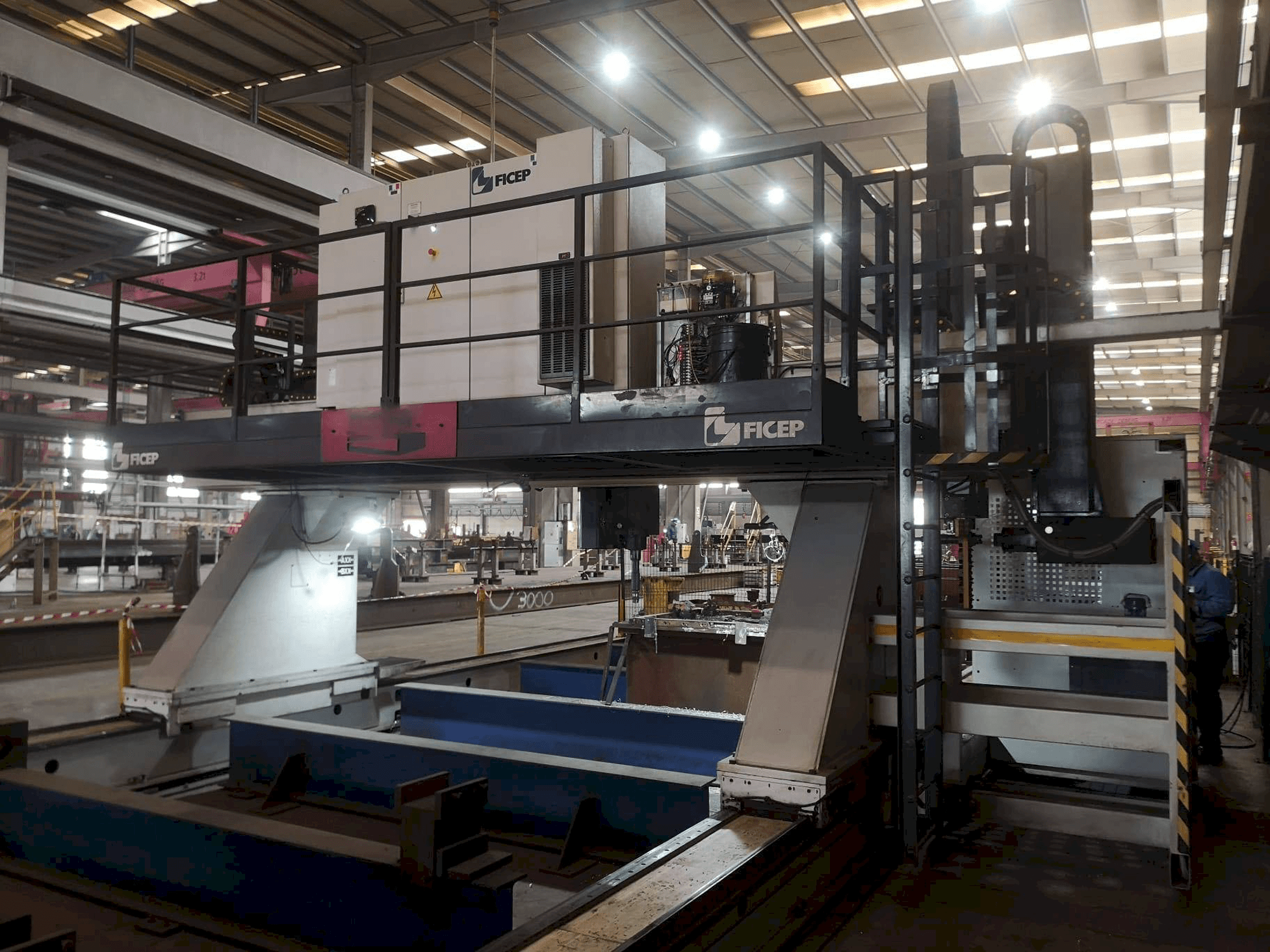 Вид станка FICEP 3003/12 GDD спереди