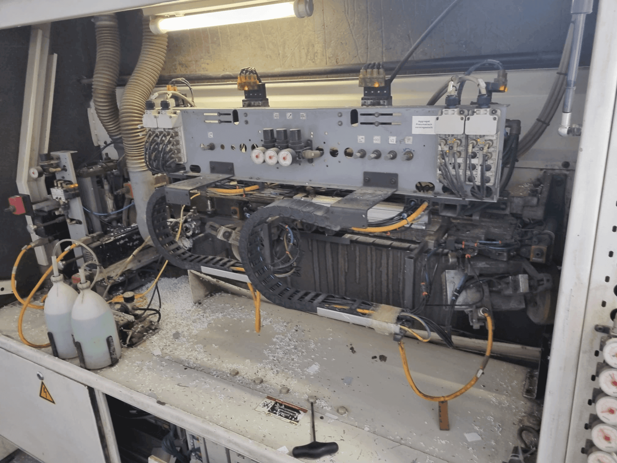 Вид станка IMA Novimat Contour I/G80/790/L20 спереди