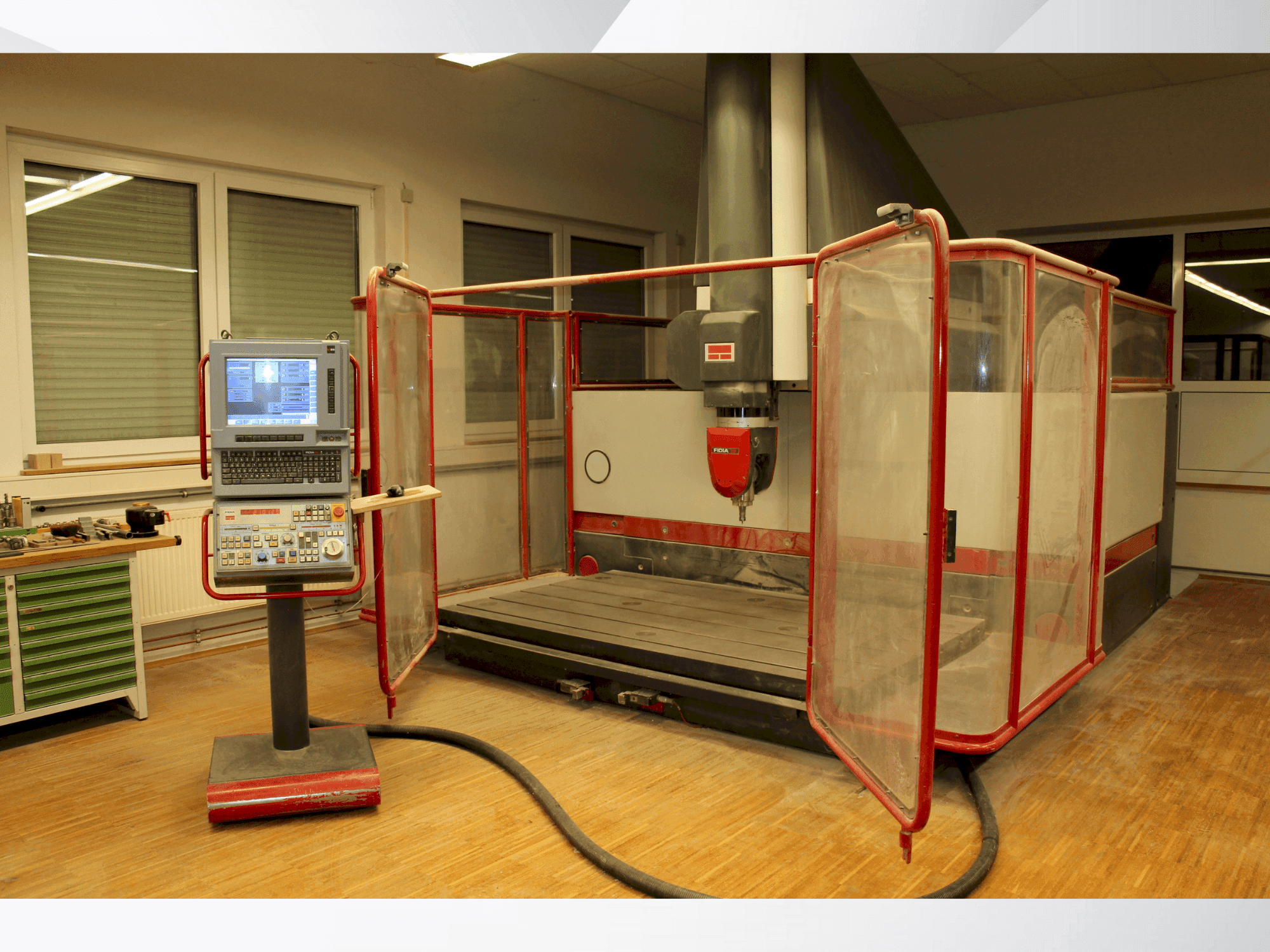 Вид станка Fidia Digit 218 спереди