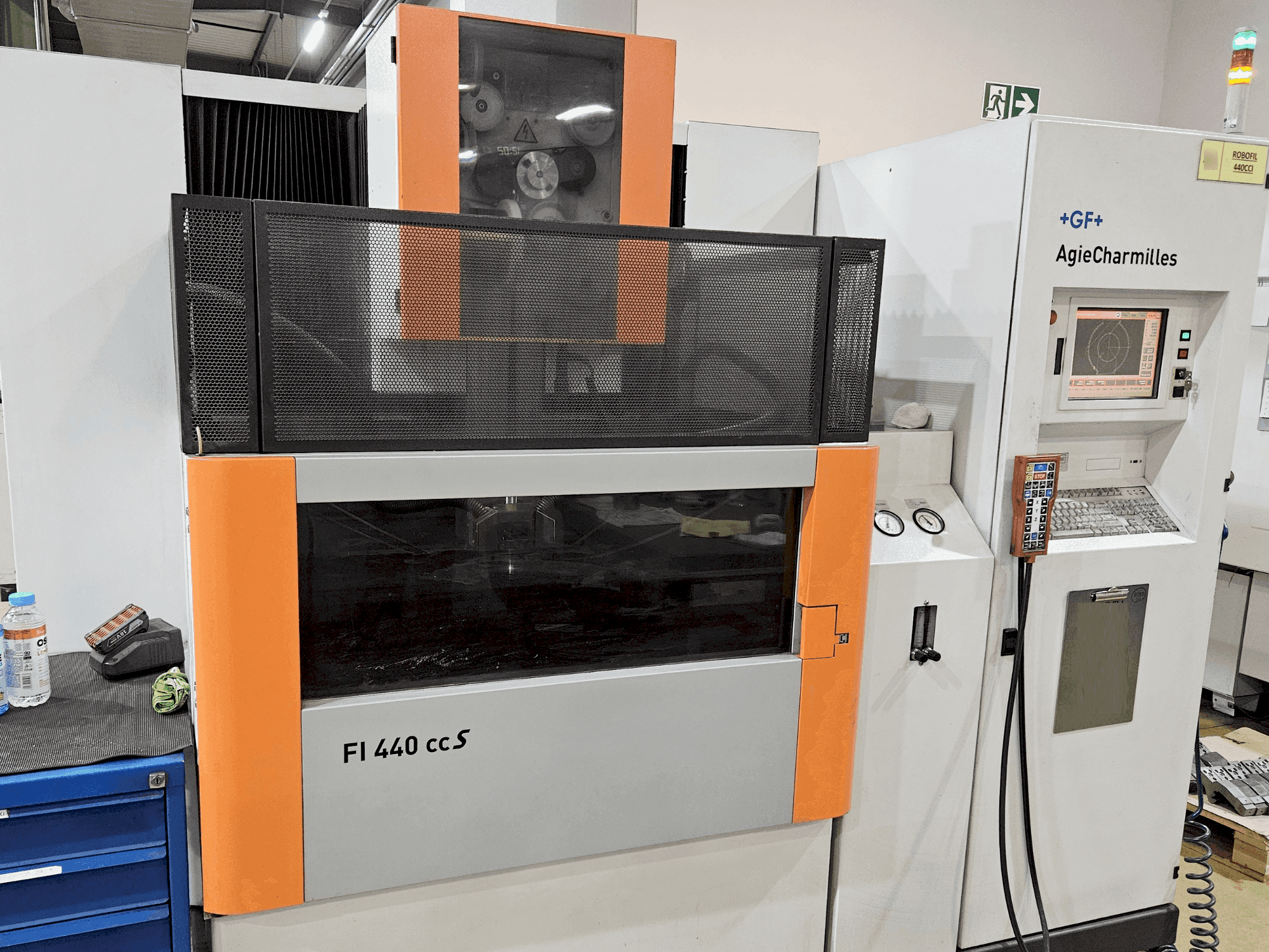 Вид станка AgieCharmilles Robofil 440 CCS спереди