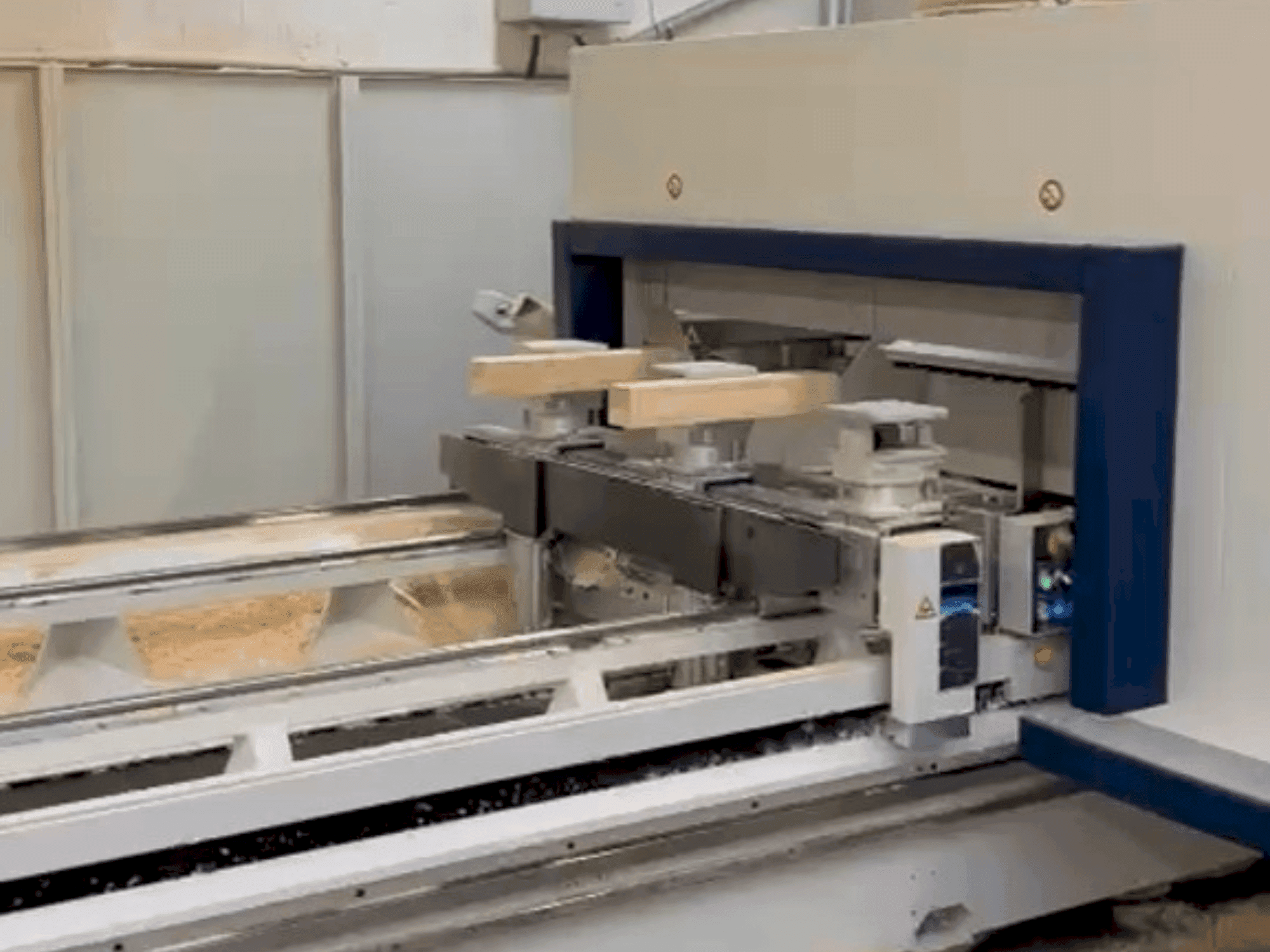 Вид станка SCM Accord 500 спереди