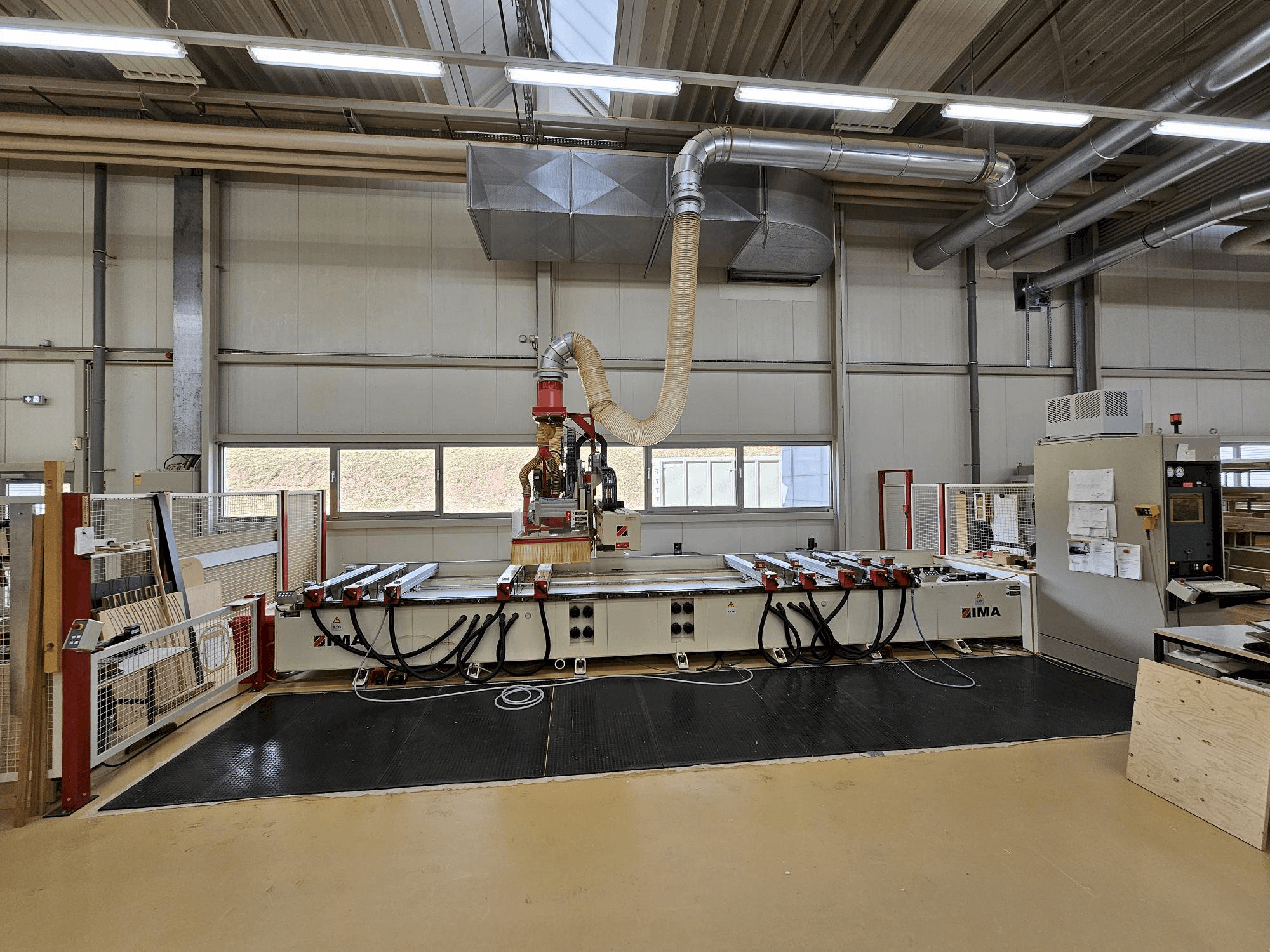 Вид станка IMA BIMA/410/120/600 спереди