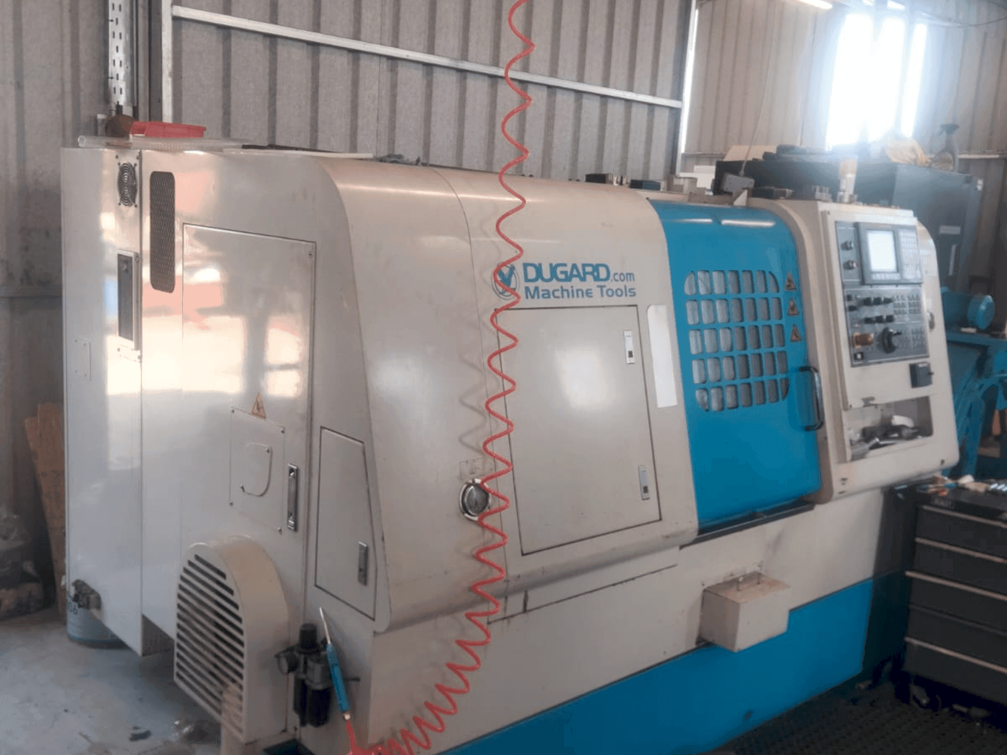 Вид станка Dugard Eagle 200 спереди