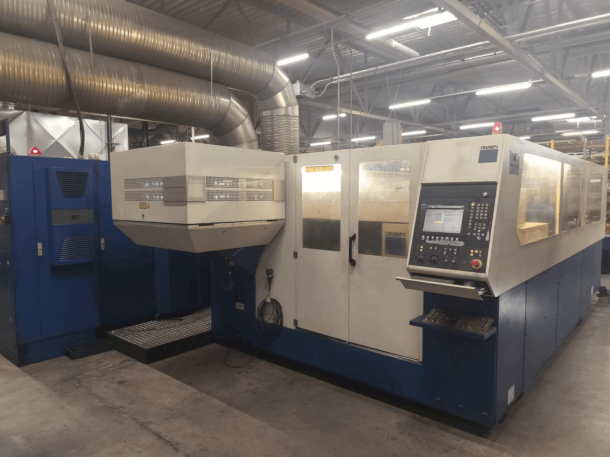 Вид станка TRUMPF Trulaser 3030 (2008) спереди