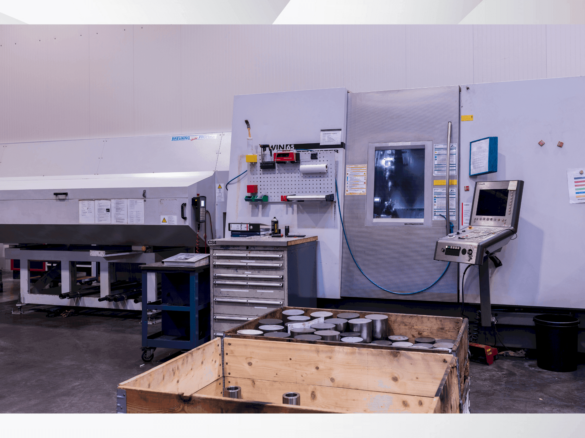 Вид станка DMG Gildemeister Twin 65 спереди