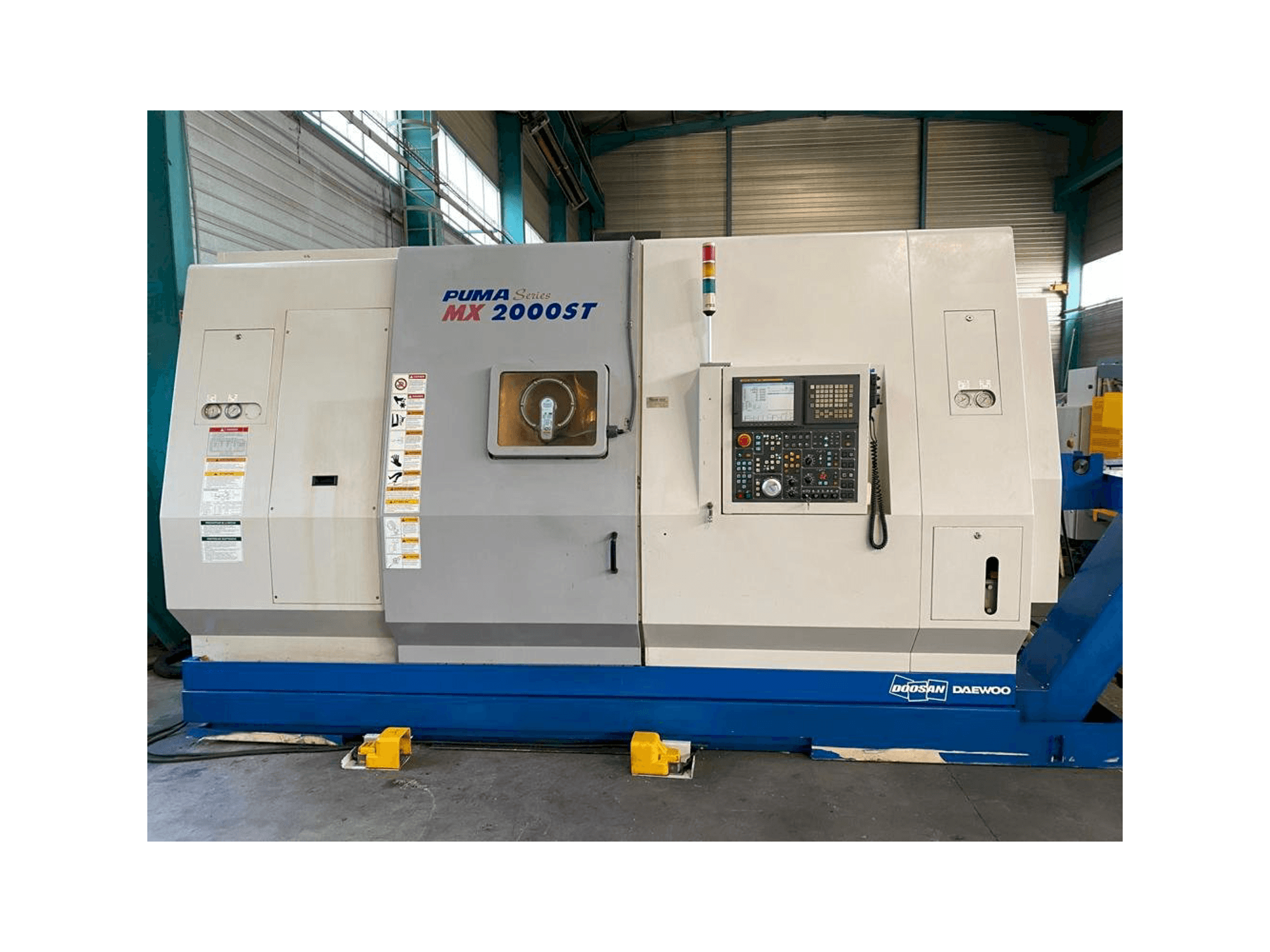 Вид станка Doosan PUMA MX 2000 ST спереди