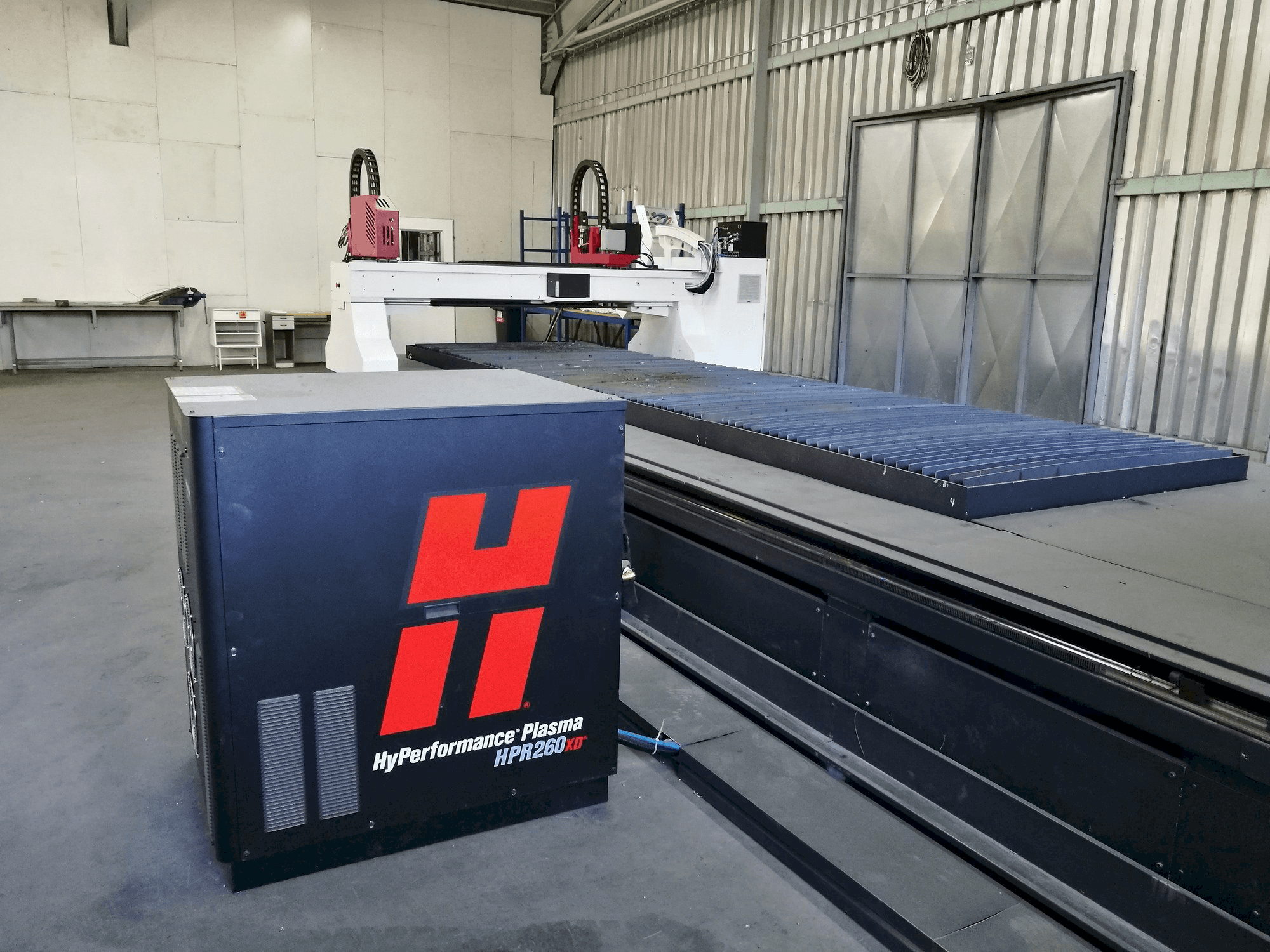 Front view of Baykal BPL-H 1506 machine