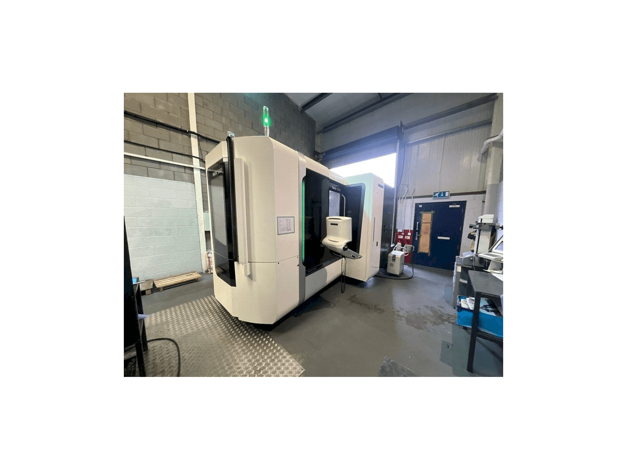 Вид станка DMG MORI NHX 5000 спереди