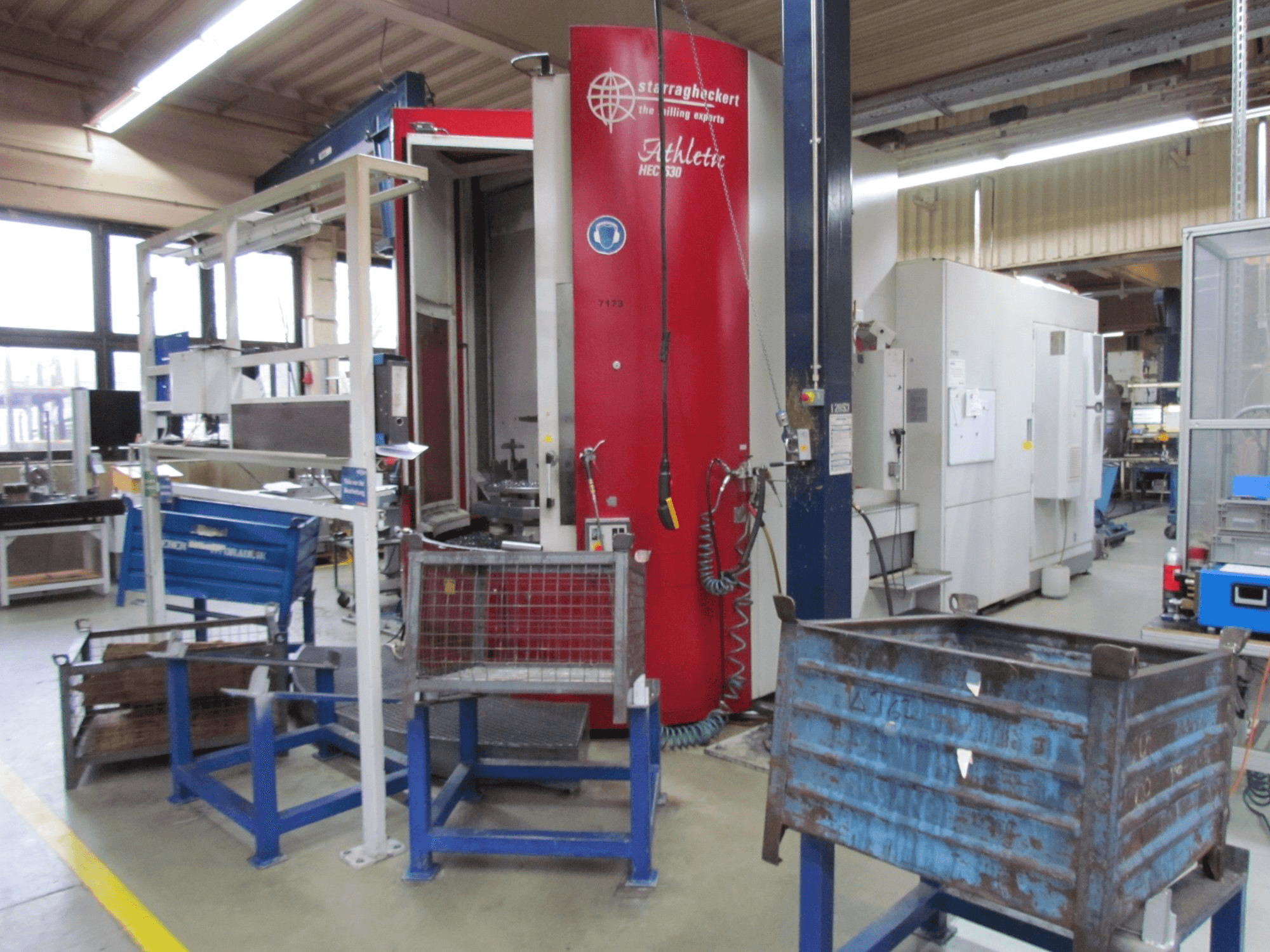 Вид станка Heckert HEC 630 спереди