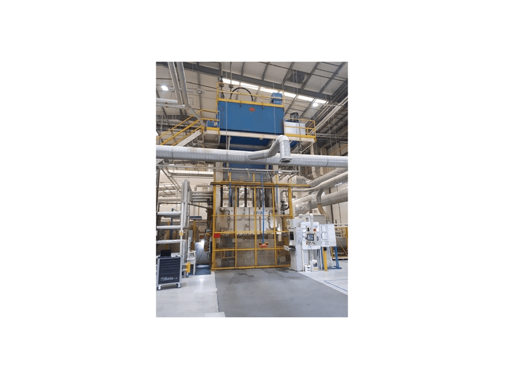 Вид станка Pinette 2000 Ton спереди