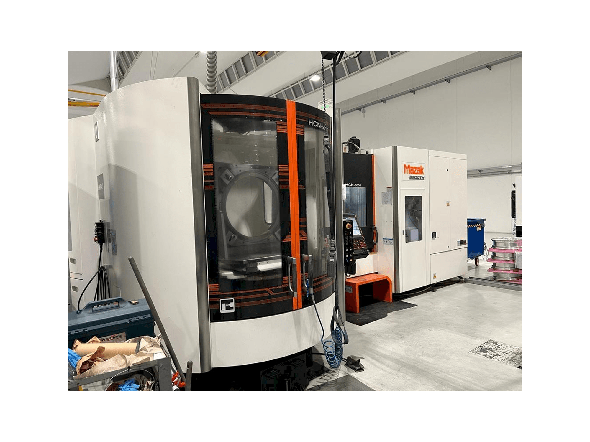 Вид станка Mazak HCN-5000 спереди