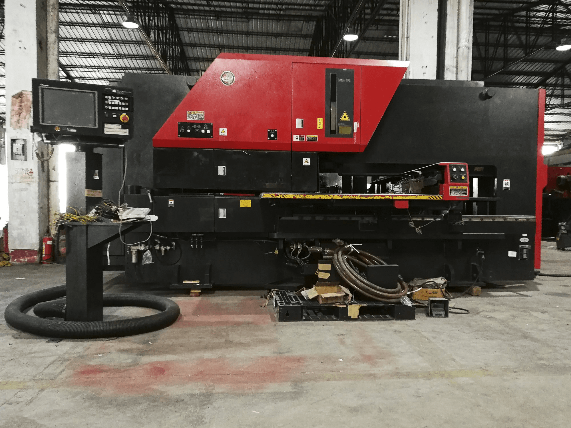 Front view of AMADA Vipros 255NT machine