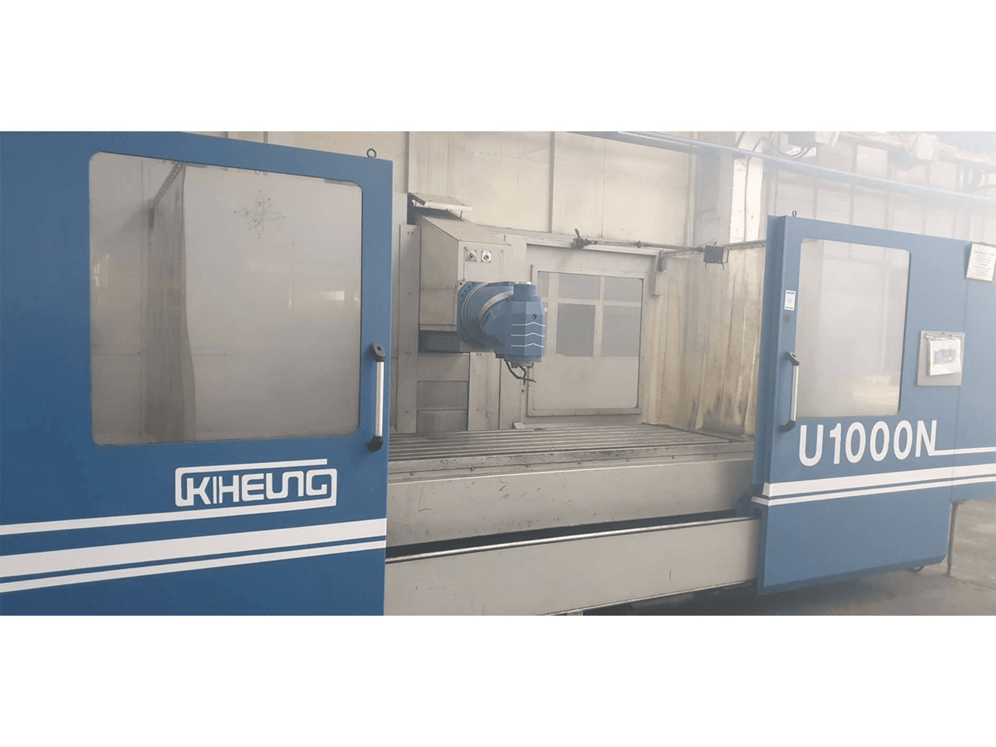 Вид станка KIHEUNG U1000N спереди