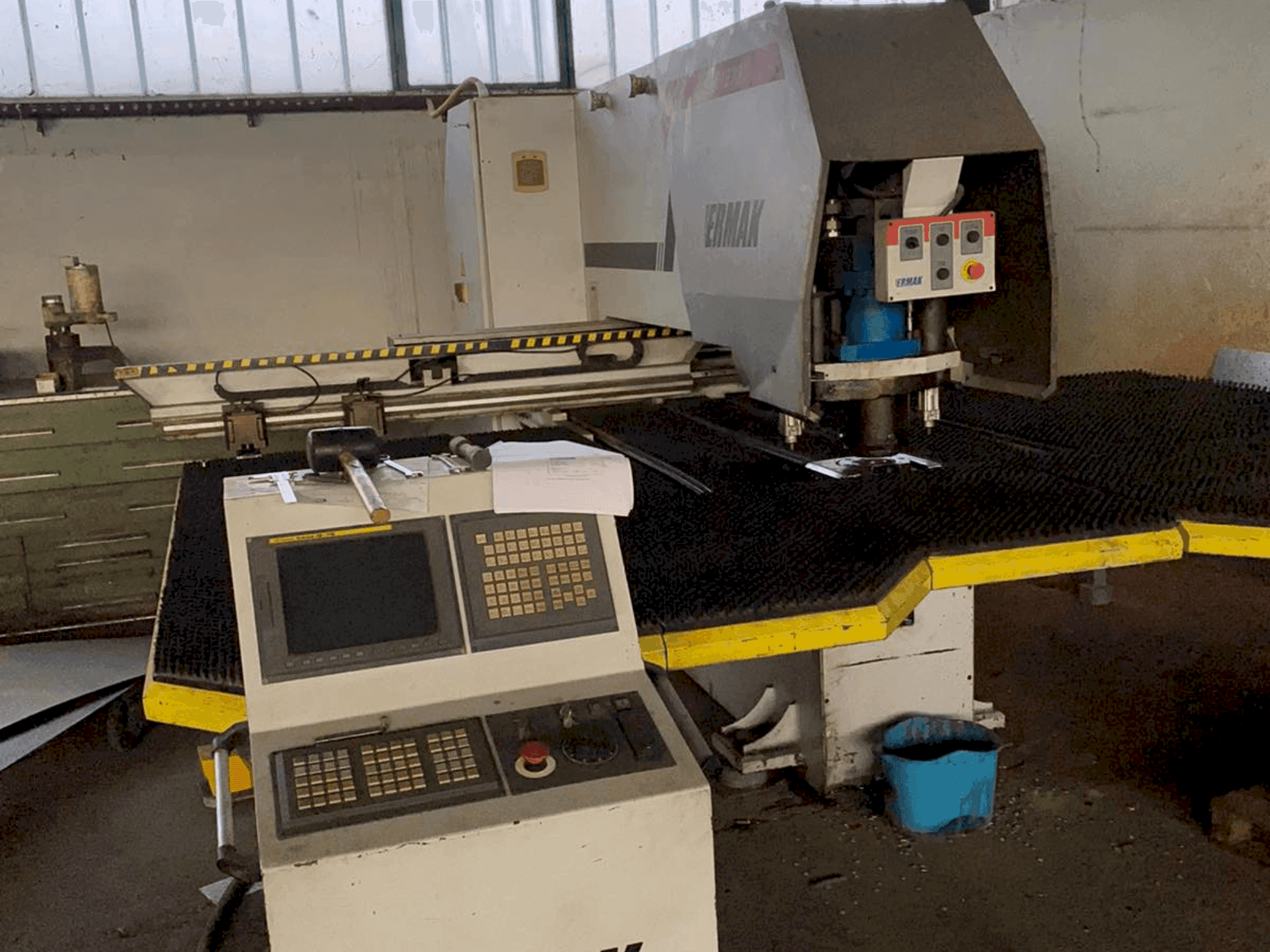 Вид станка ERMAK EPP 1270 x 30 спереди