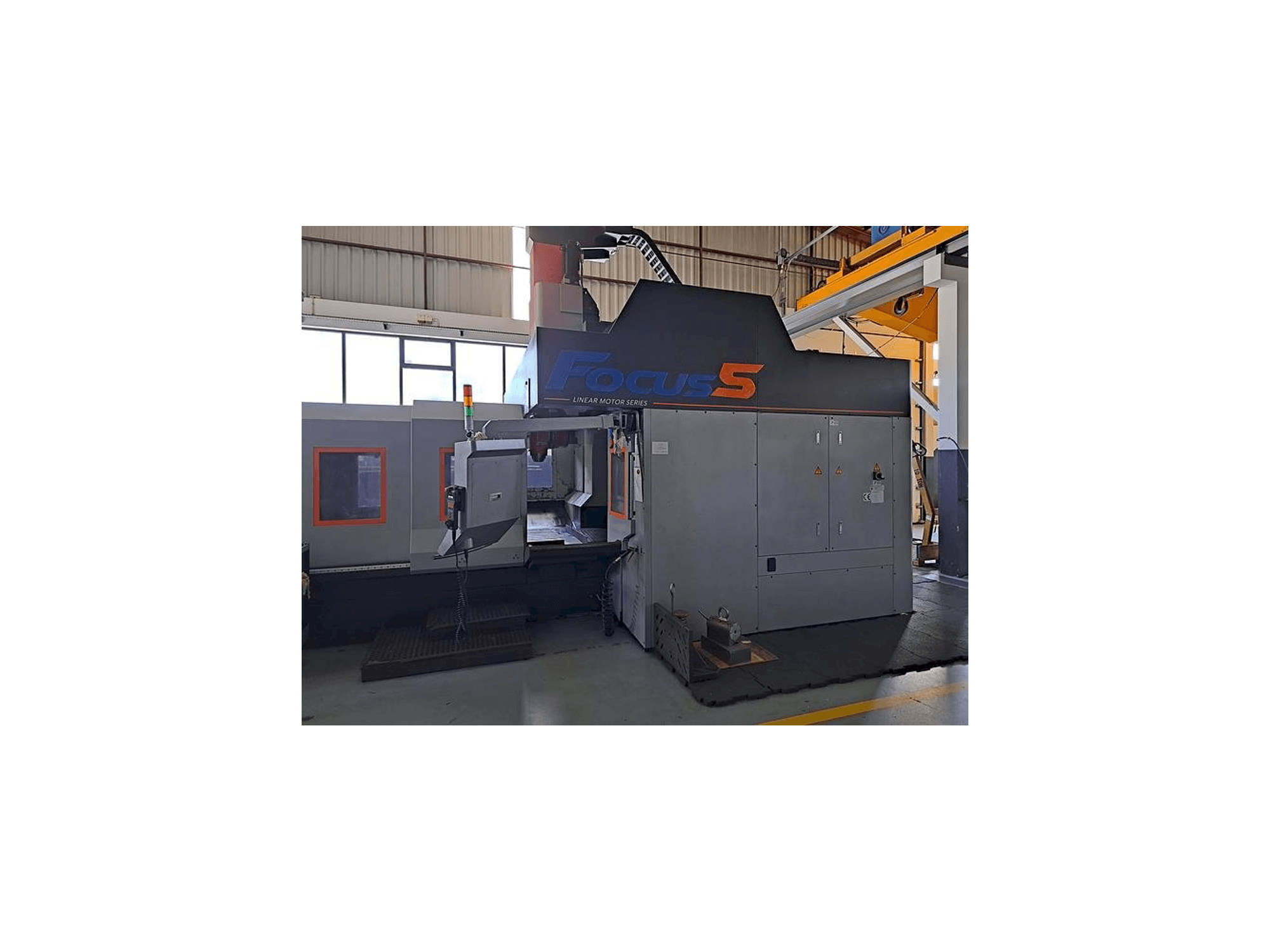 Вид станка KEN Focus5 2022 спереди