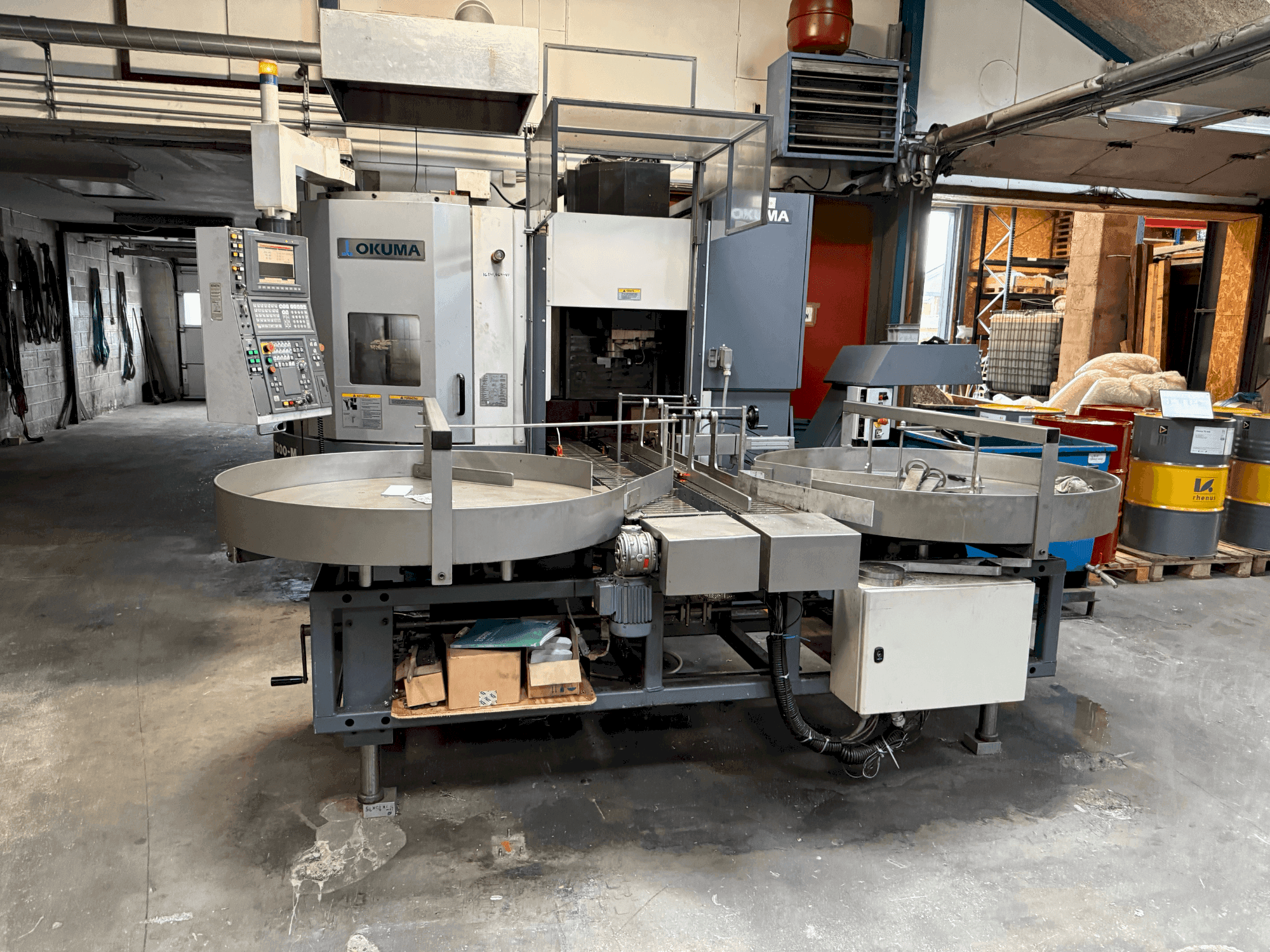 Вид станка Okuma VTurn LVT300-M спереди