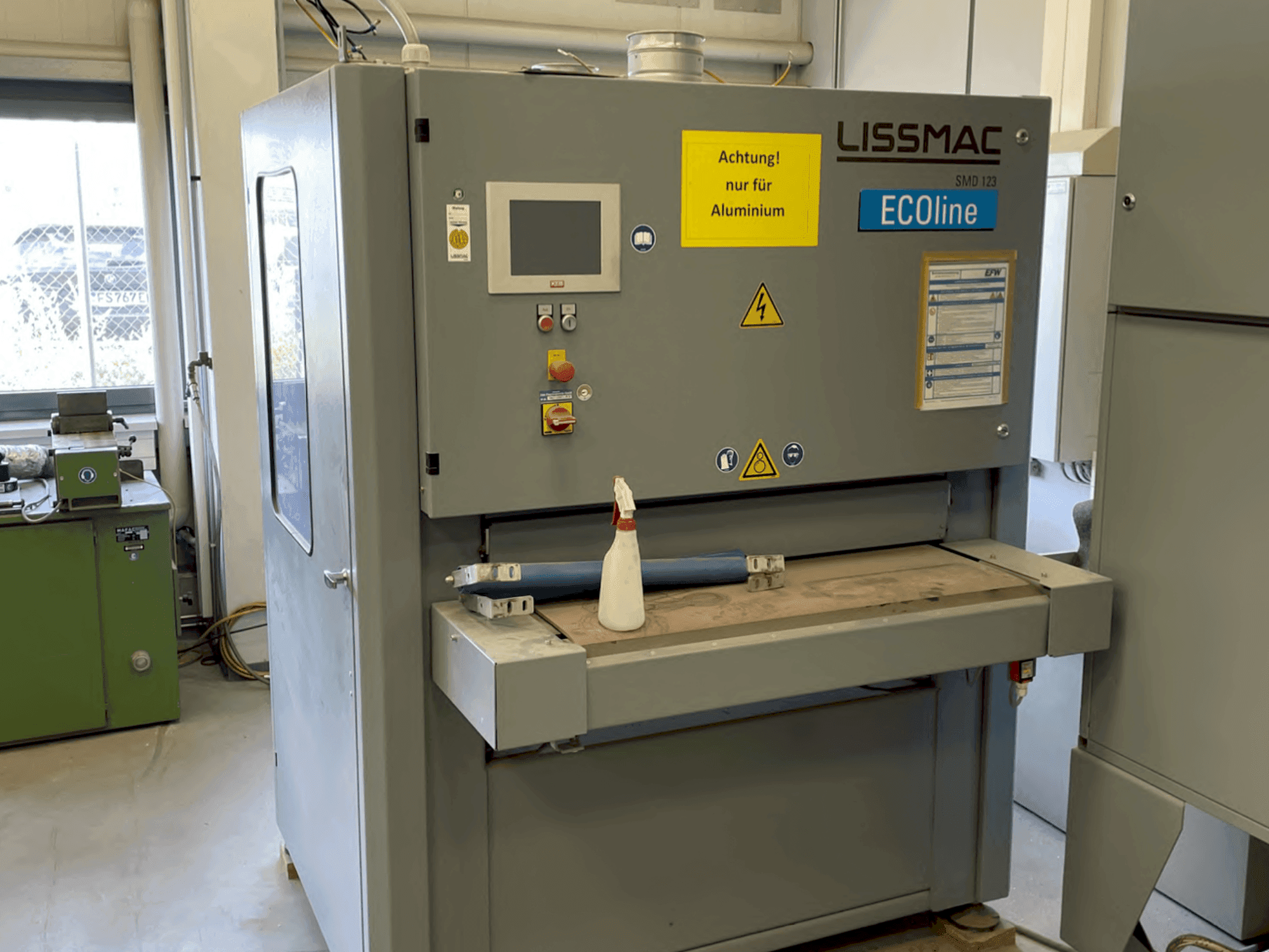 Вид станка LISSMAC SMD 123 RE спереди