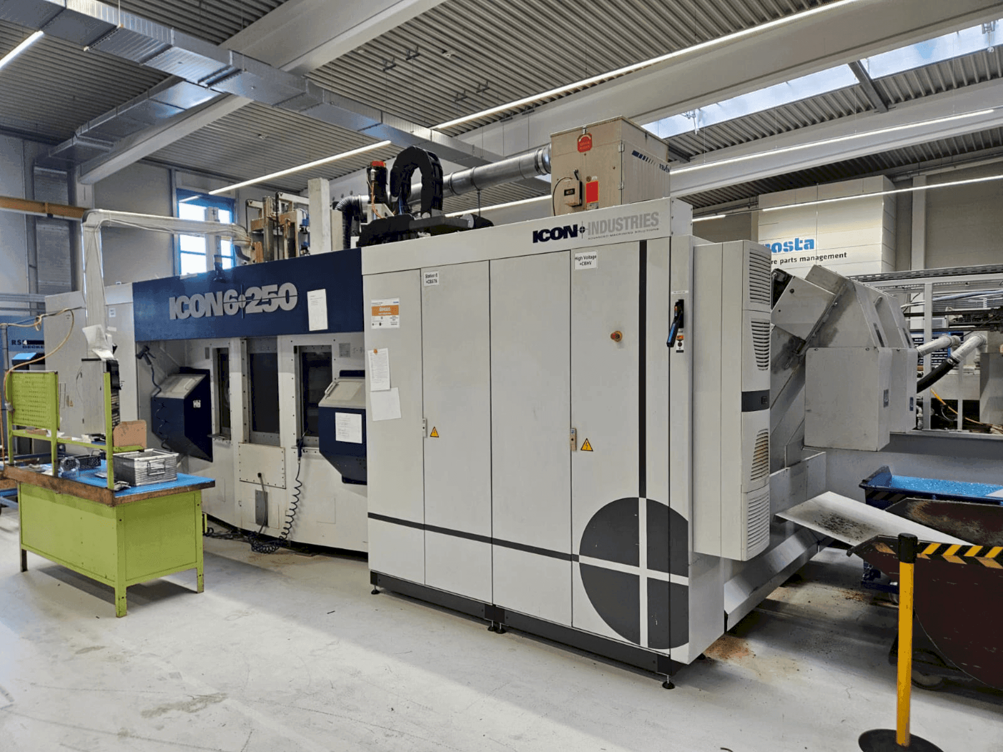 Вид станка ICON 6-250 сбоку