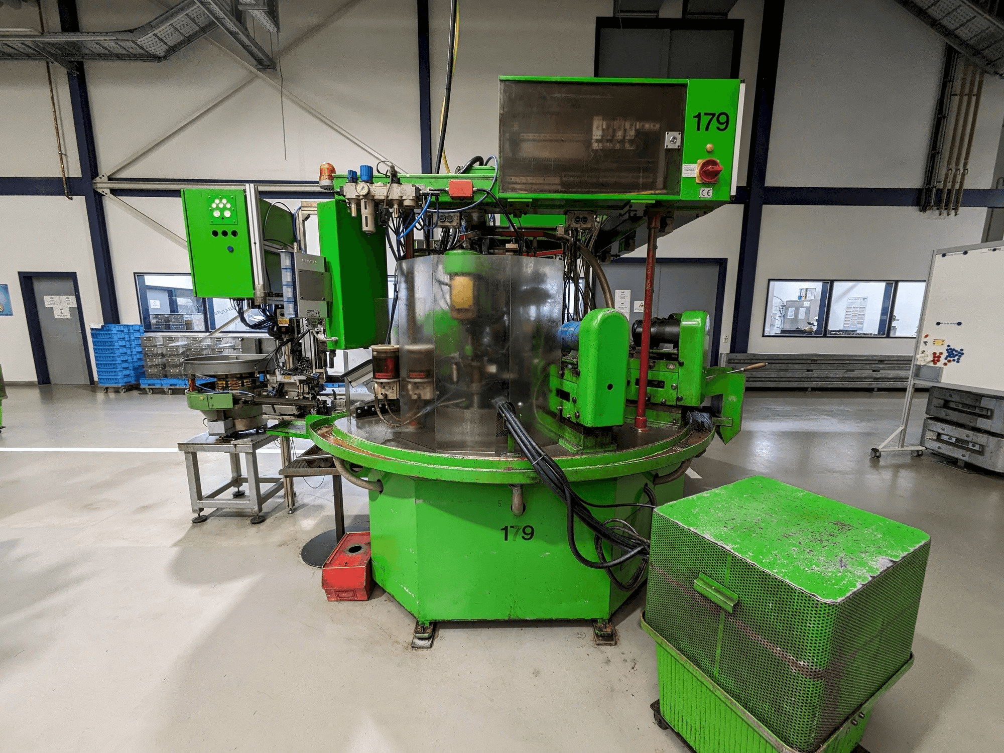 Вид станка SIHN Ring piece спереди