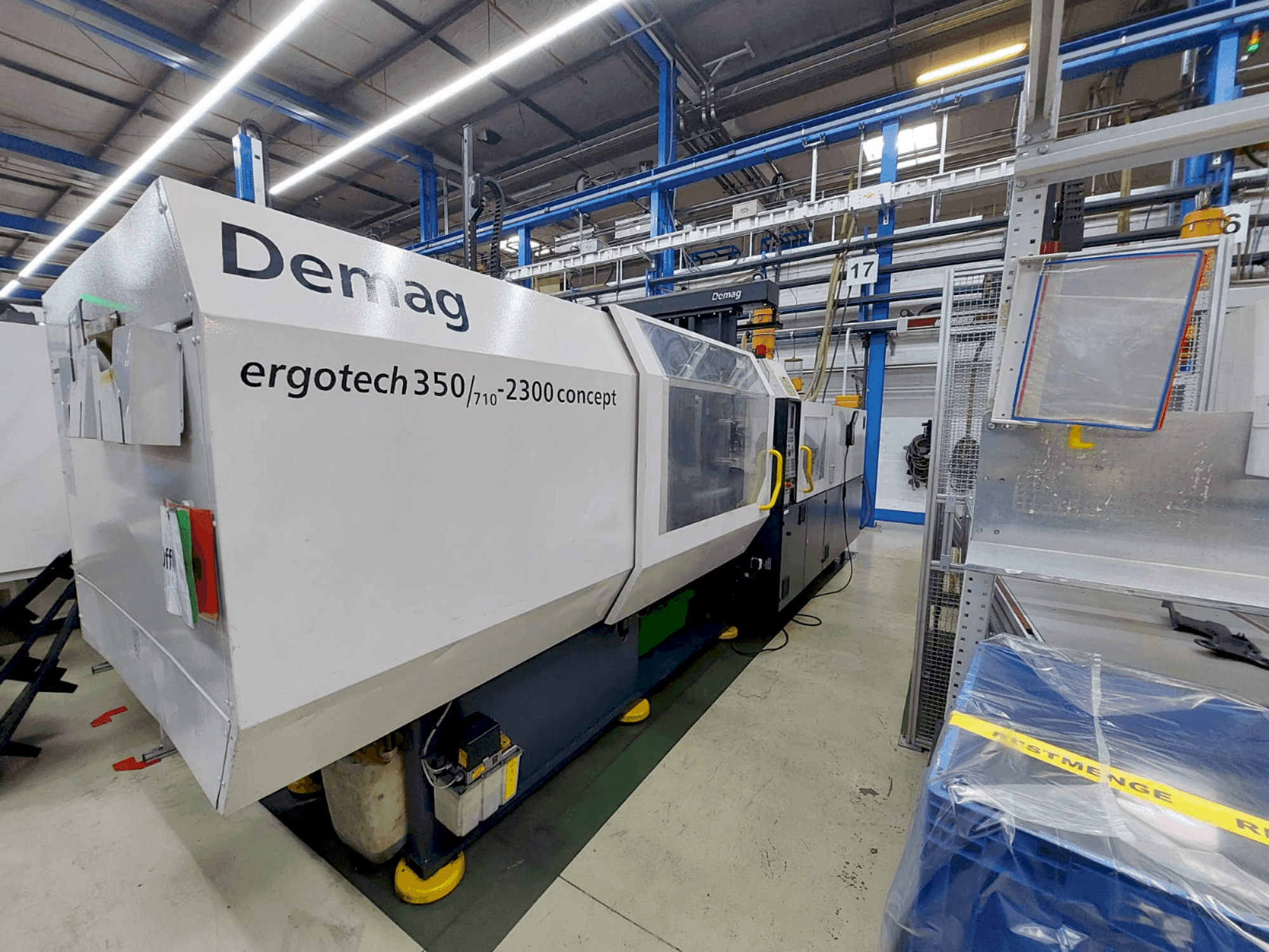 Вид станка DEMAG Ergo-Tech 350 Concept спереди