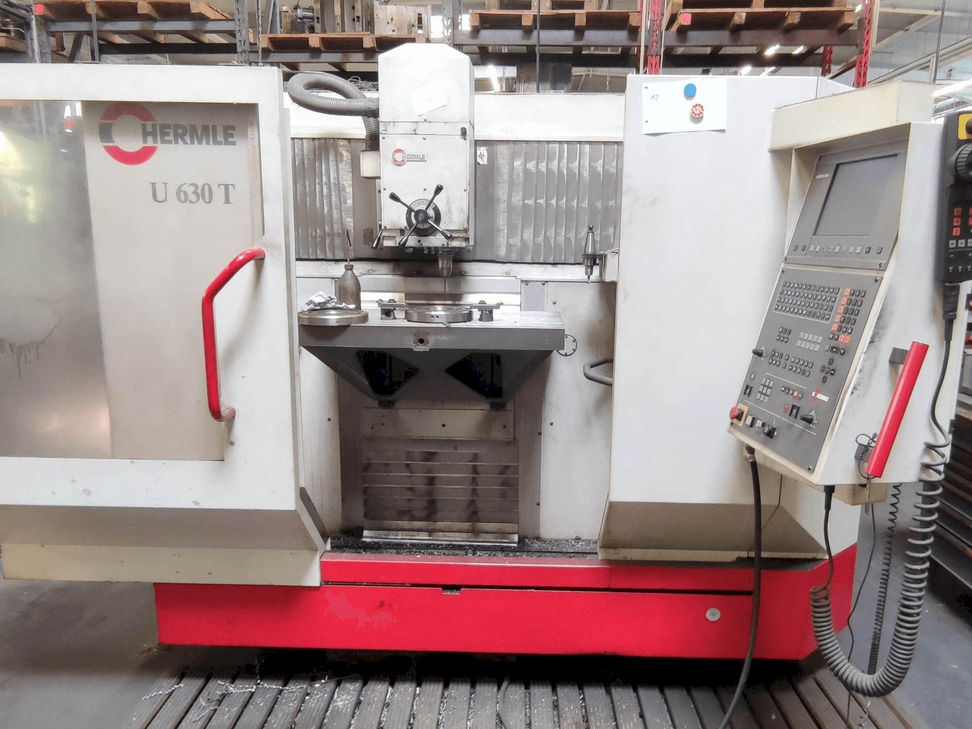 Вид станка HERMLE U630T спереди