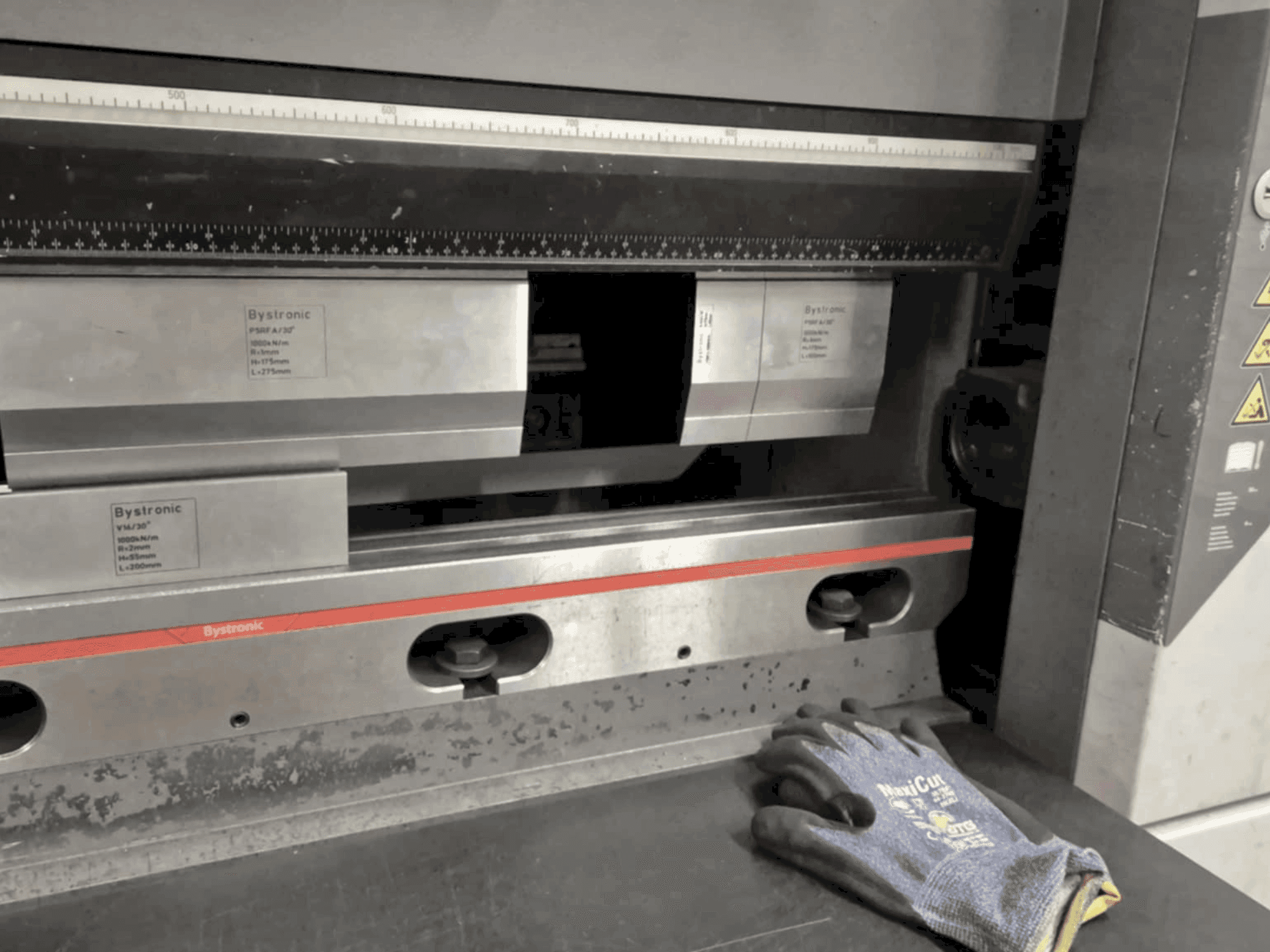 Вид станка Bystronic Xpert 40/1030 спереди