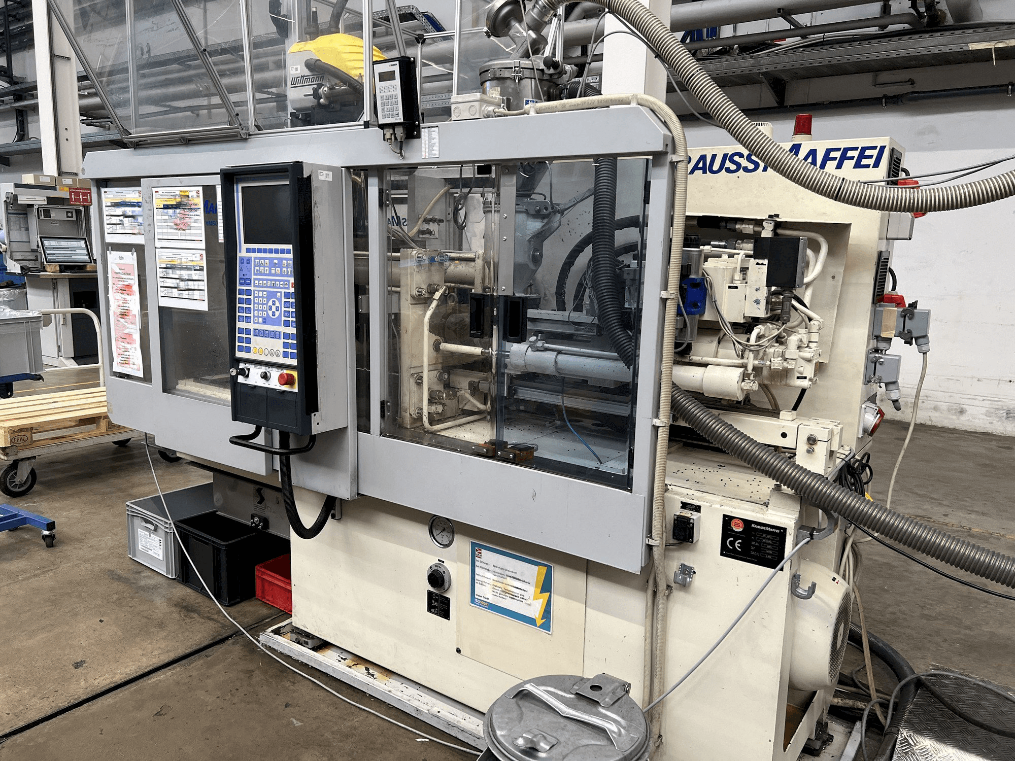 Вид станка Krauss Maffei KM 50-125 C1 спереди