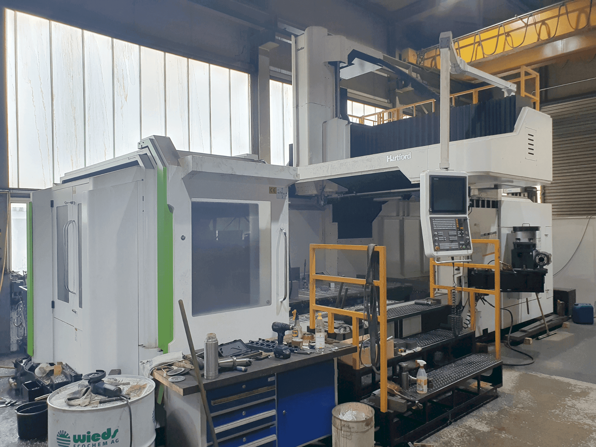 Вид станка HARTFORD HSA 320 спереди